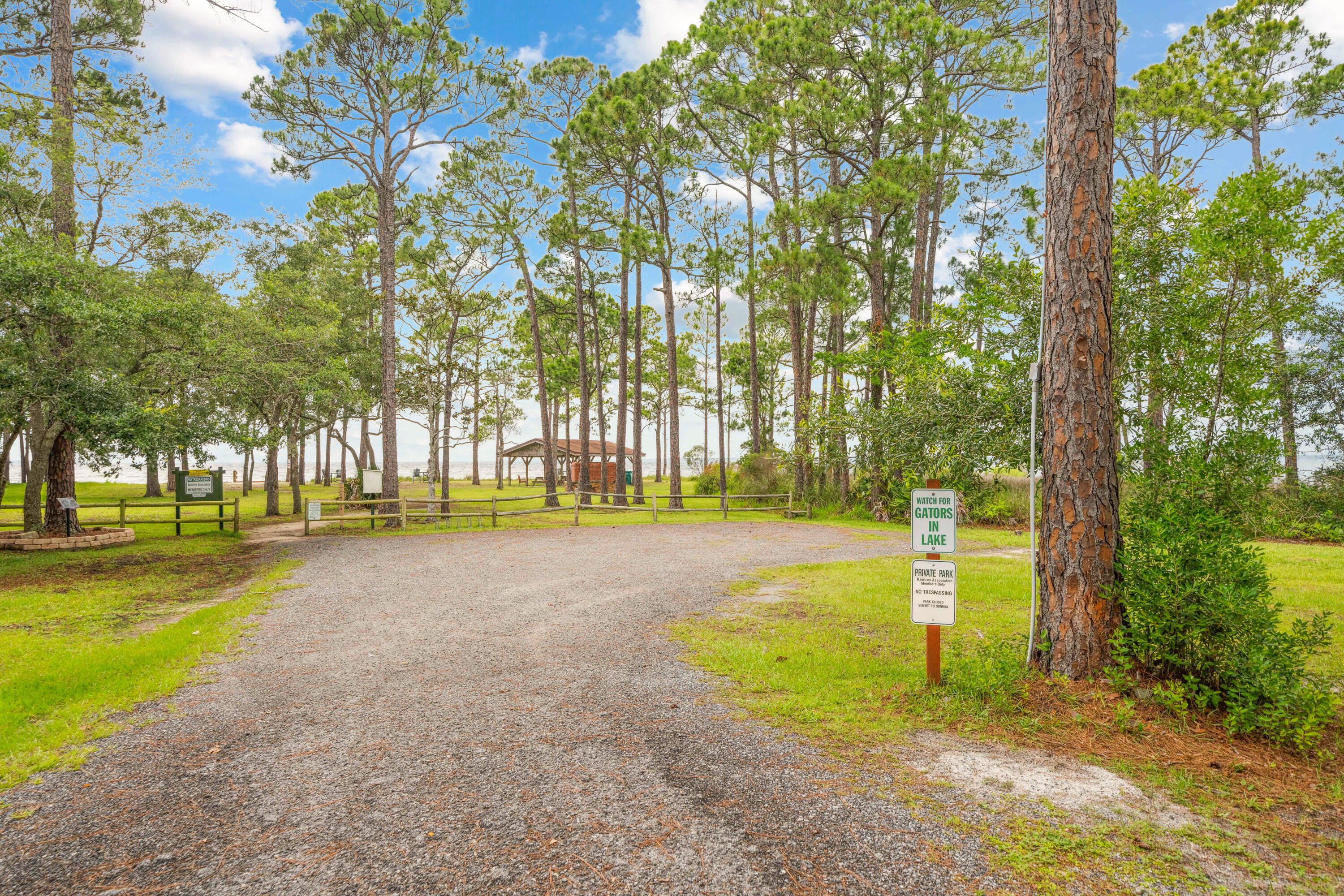 RAINTREE ESTATES - Residential