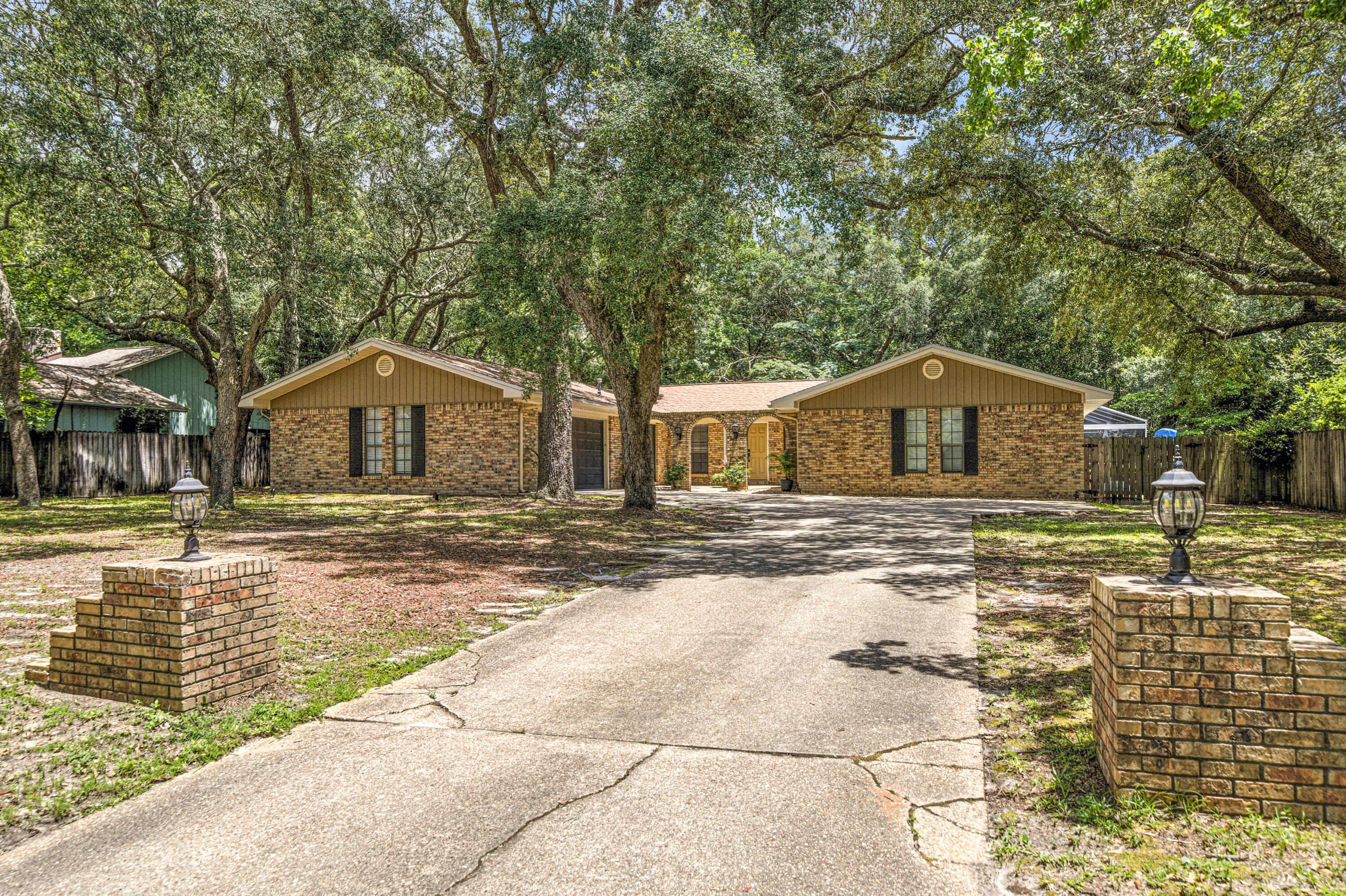 RAINTREE ESTATES - Residential