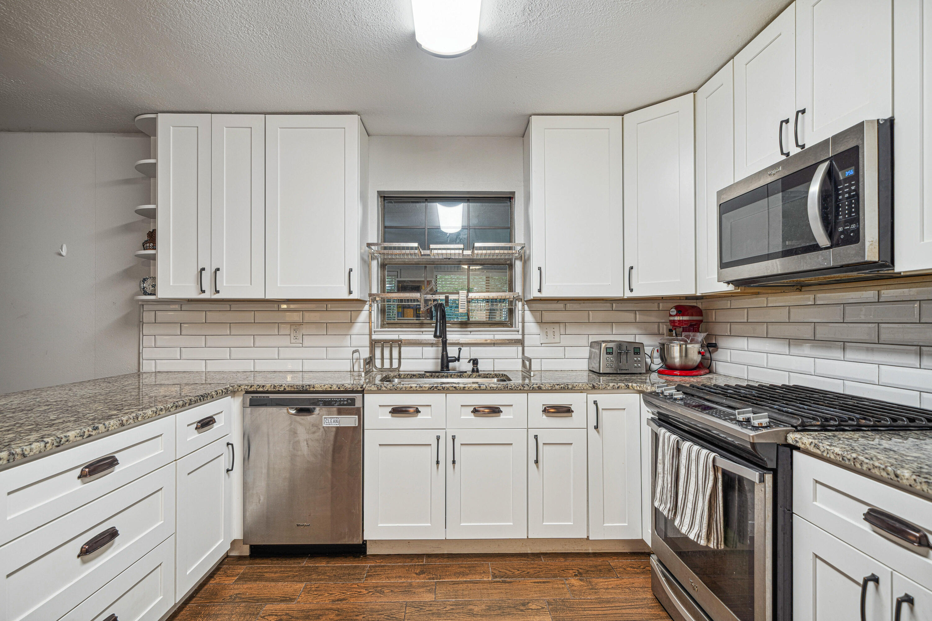 RAINTREE ESTATES - Residential