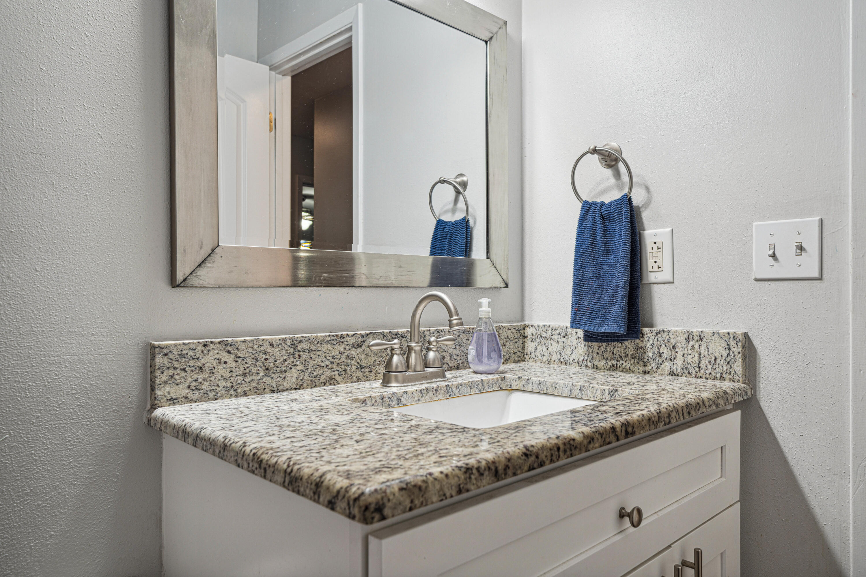 RAINTREE ESTATES - Residential