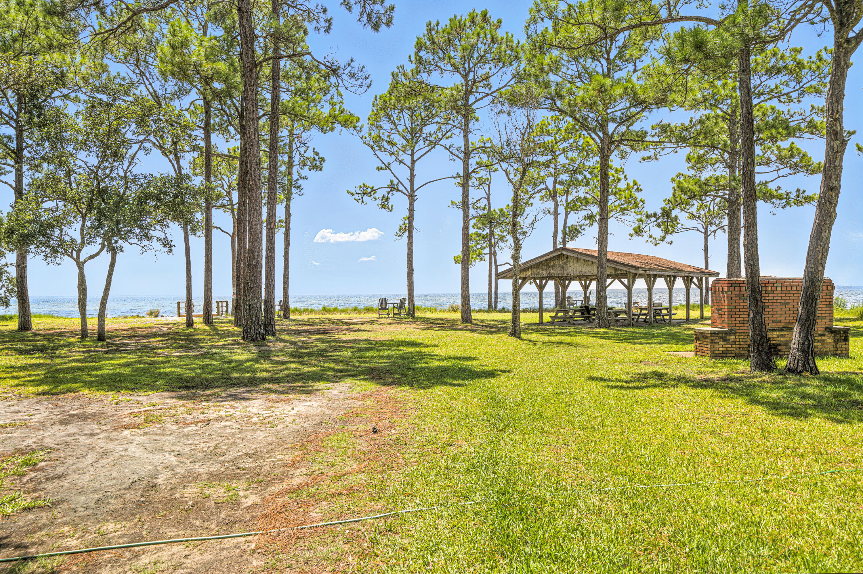 RAINTREE ESTATES - Residential