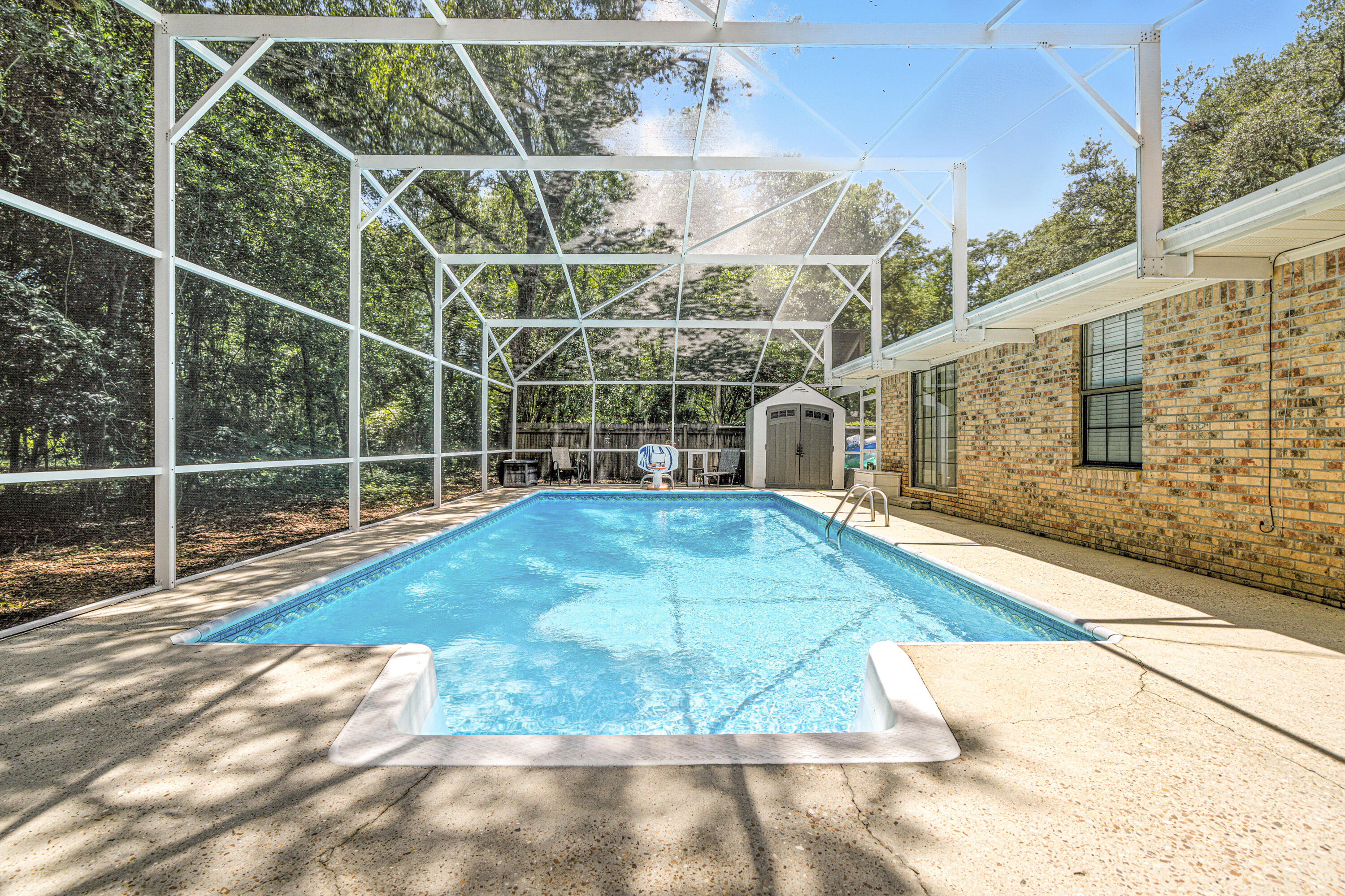 RAINTREE ESTATES - Residential