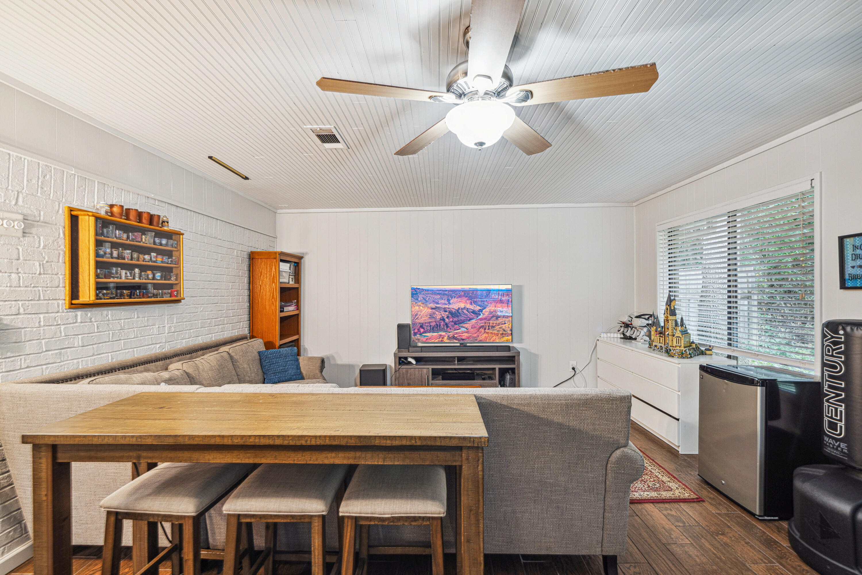 RAINTREE ESTATES - Residential
