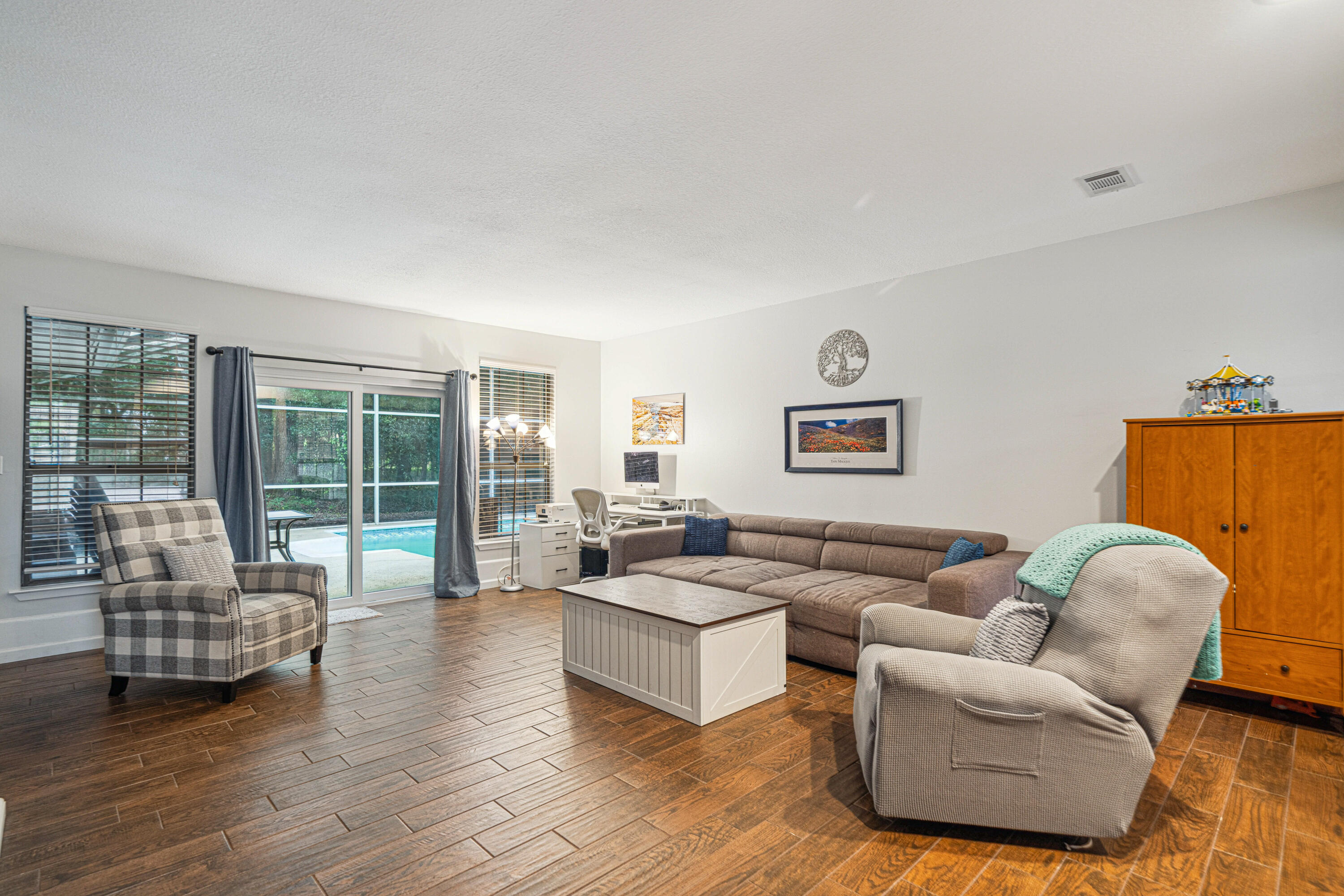 RAINTREE ESTATES - Residential