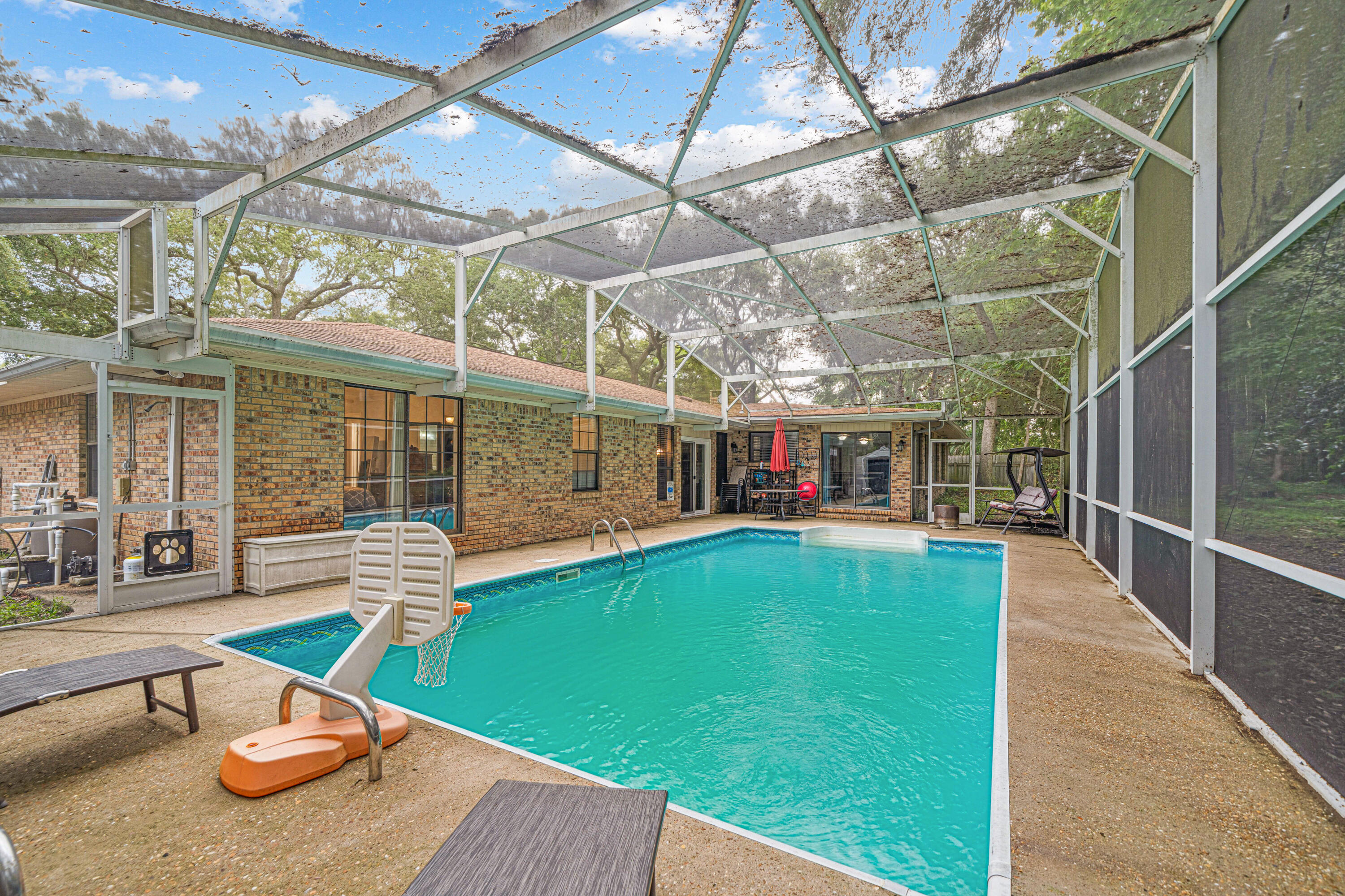 RAINTREE ESTATES - Residential