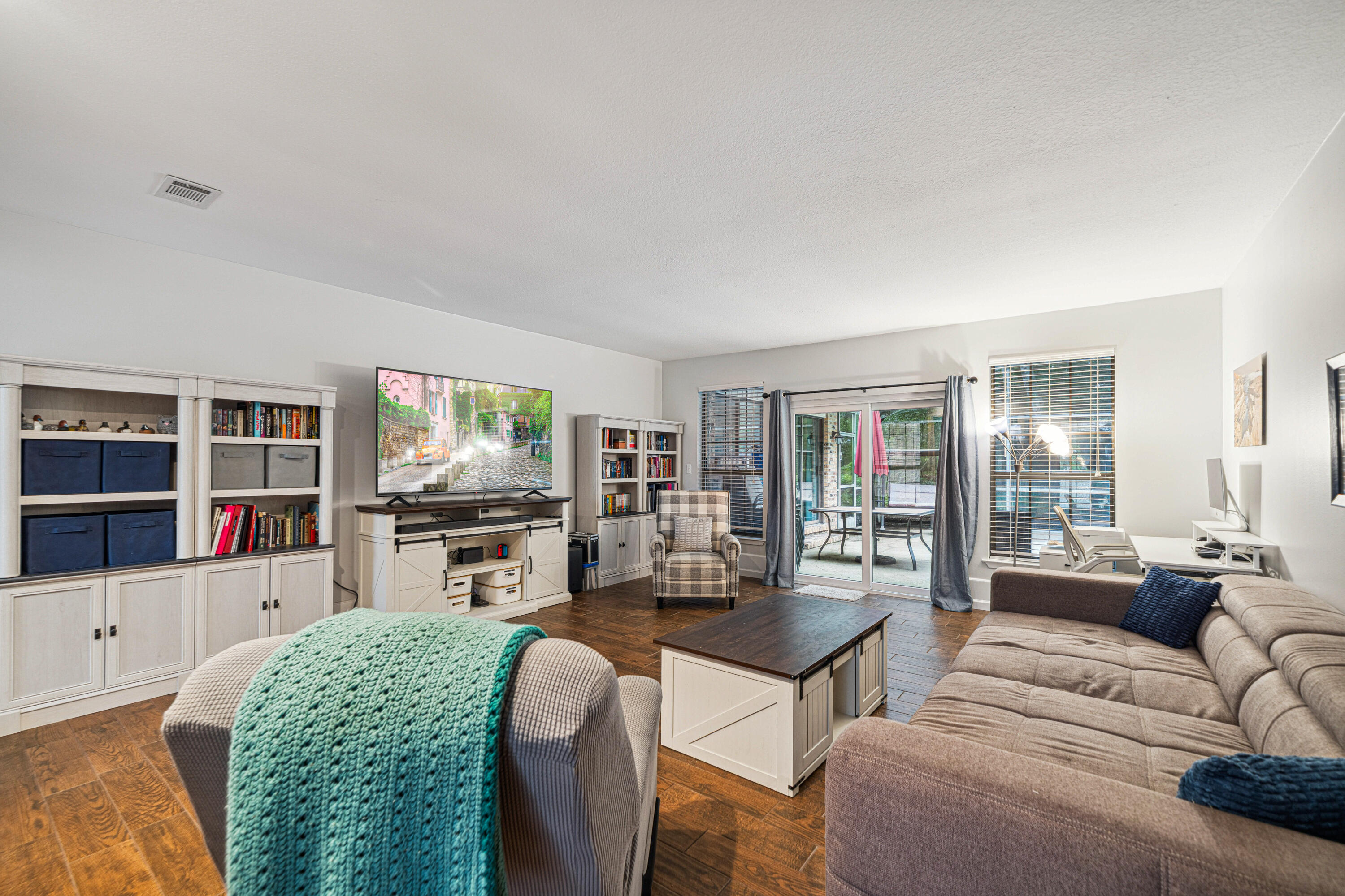 RAINTREE ESTATES - Residential
