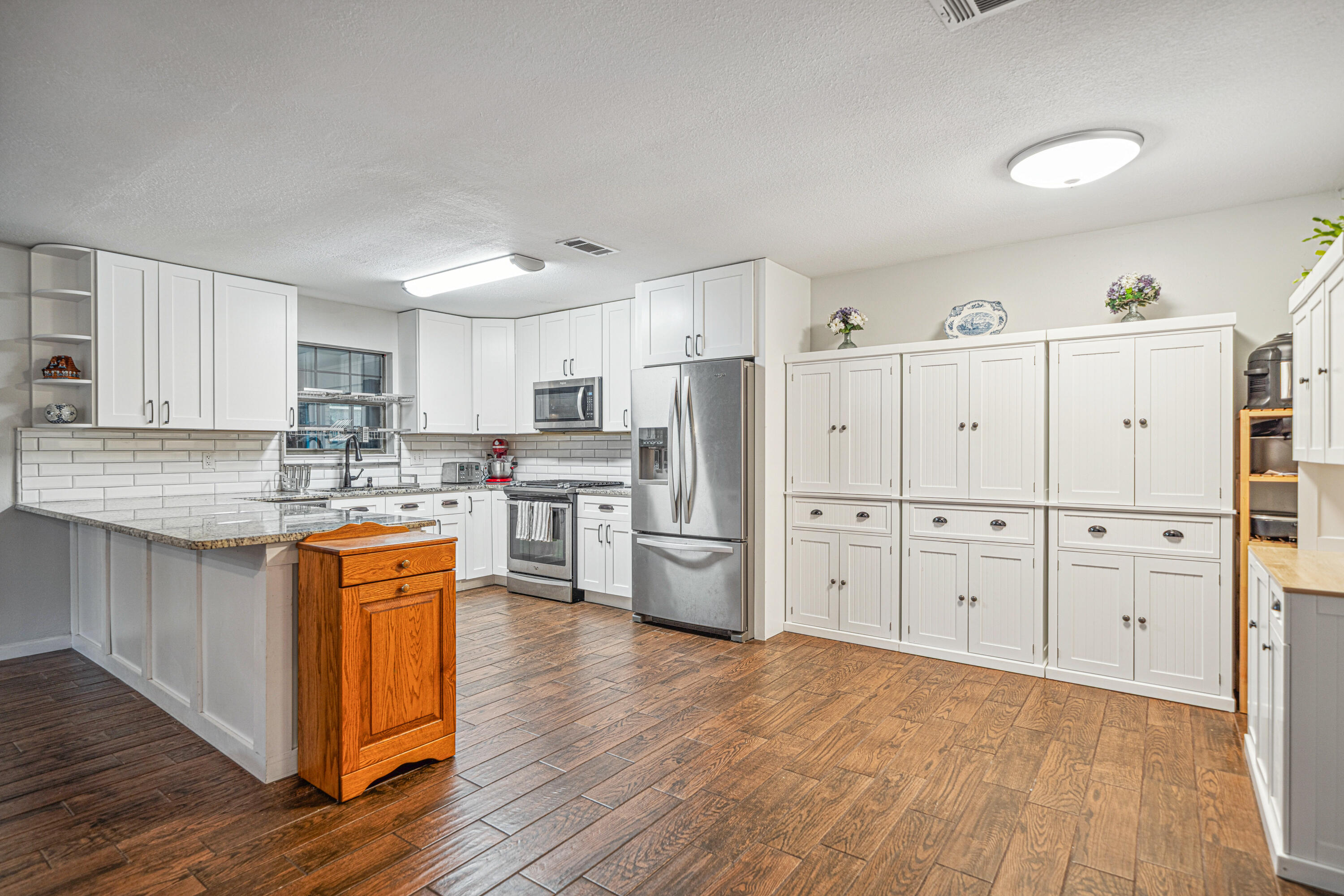 RAINTREE ESTATES - Residential
