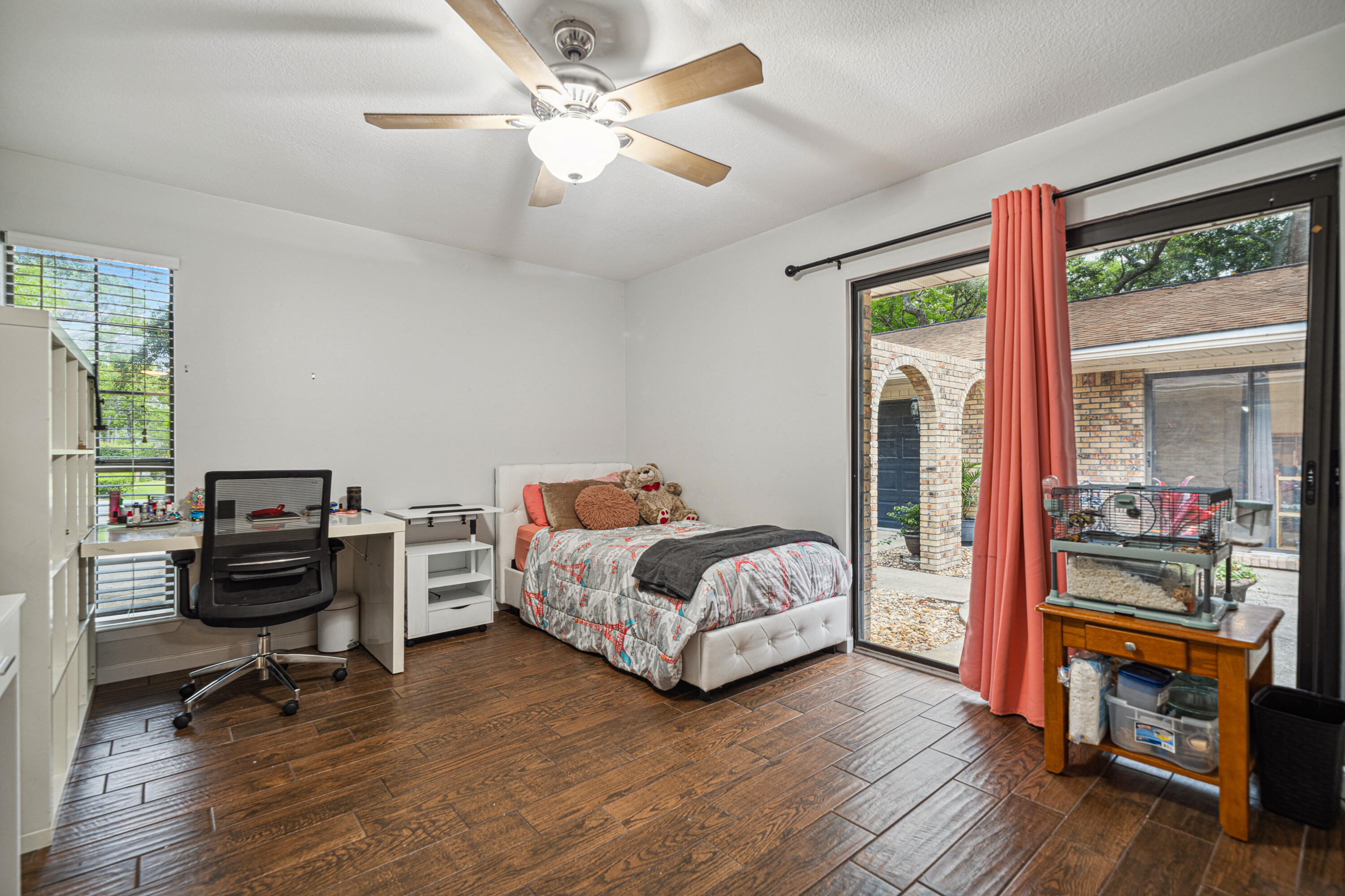 RAINTREE ESTATES - Residential