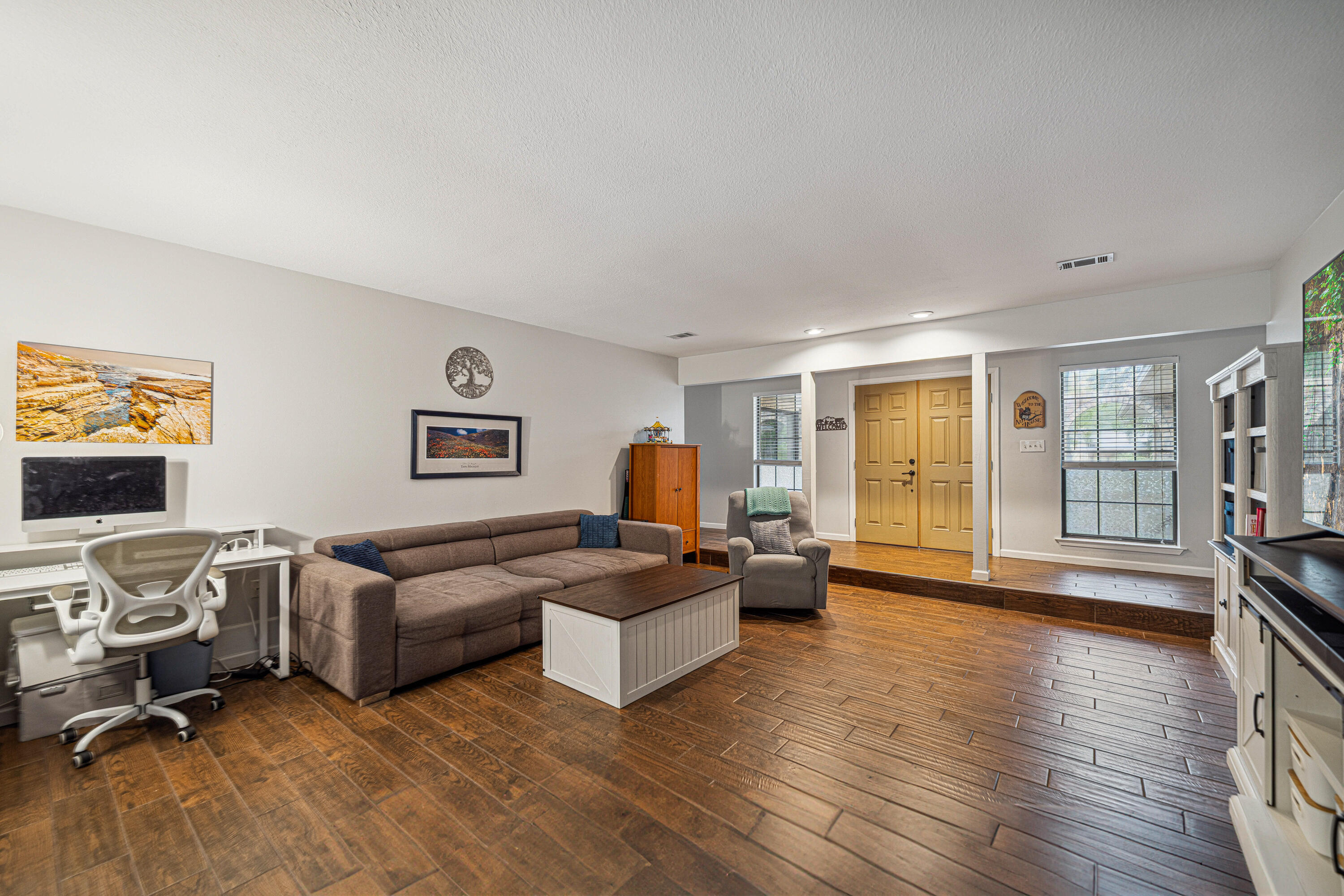 RAINTREE ESTATES - Residential