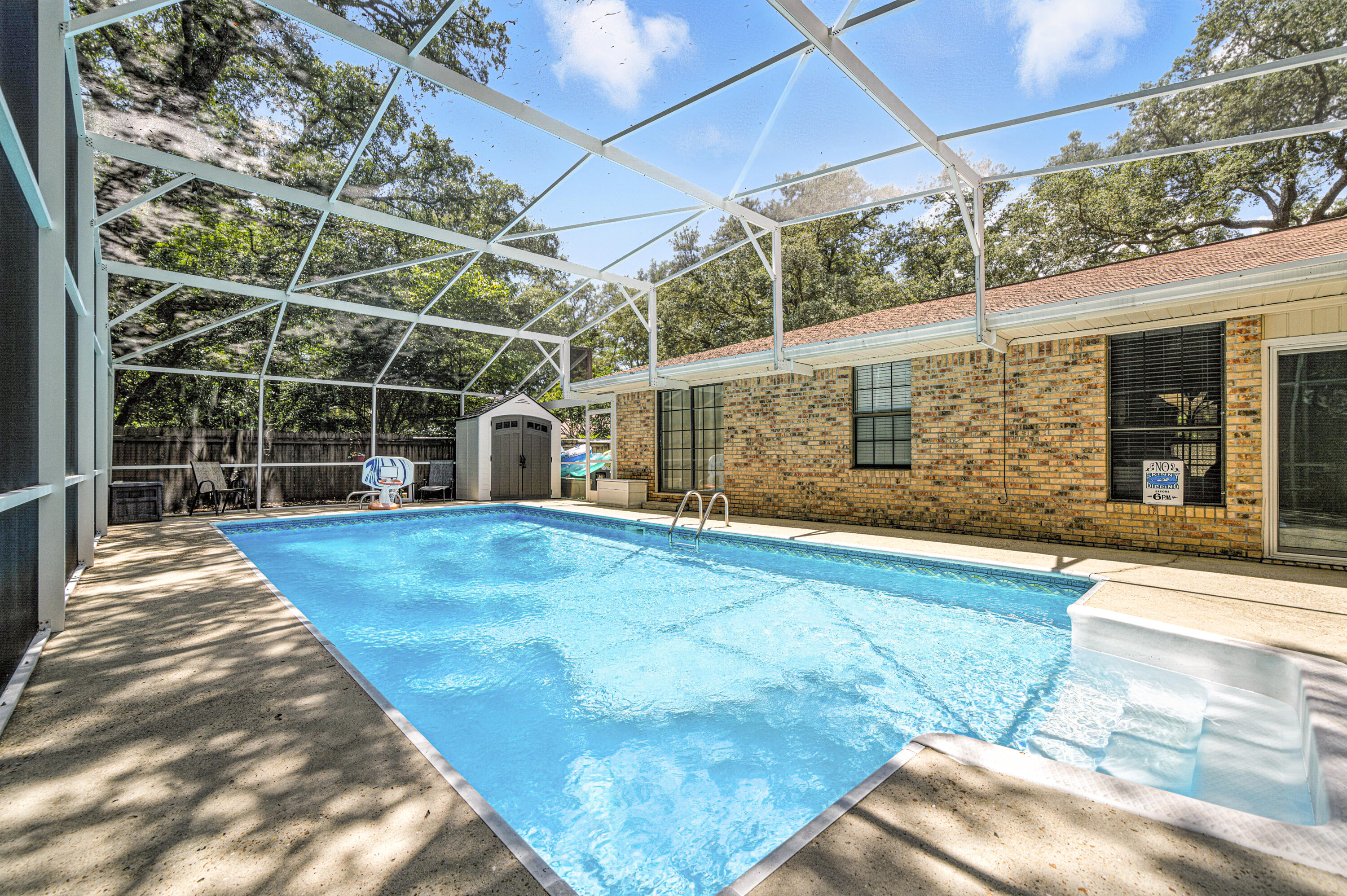 RAINTREE ESTATES - Residential