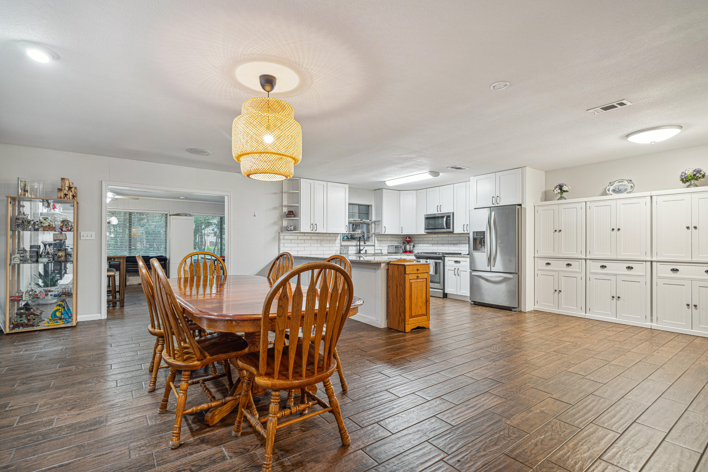 RAINTREE ESTATES - Residential