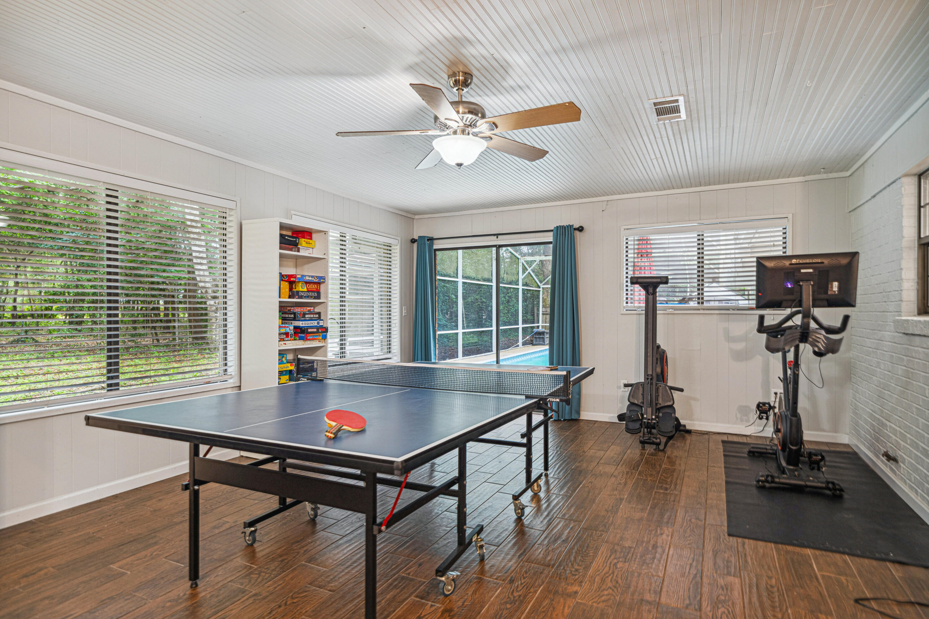 RAINTREE ESTATES - Residential