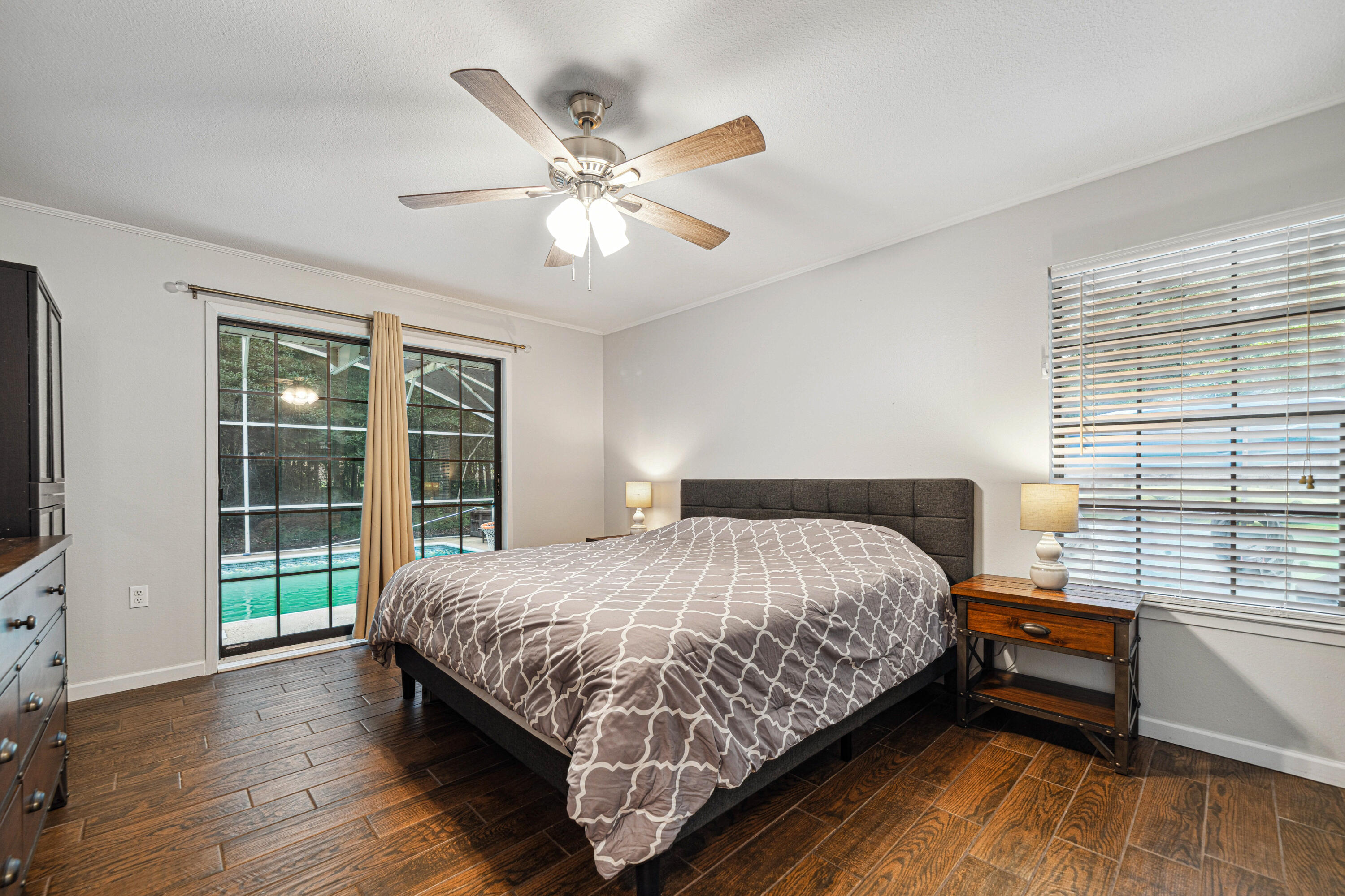 RAINTREE ESTATES - Residential