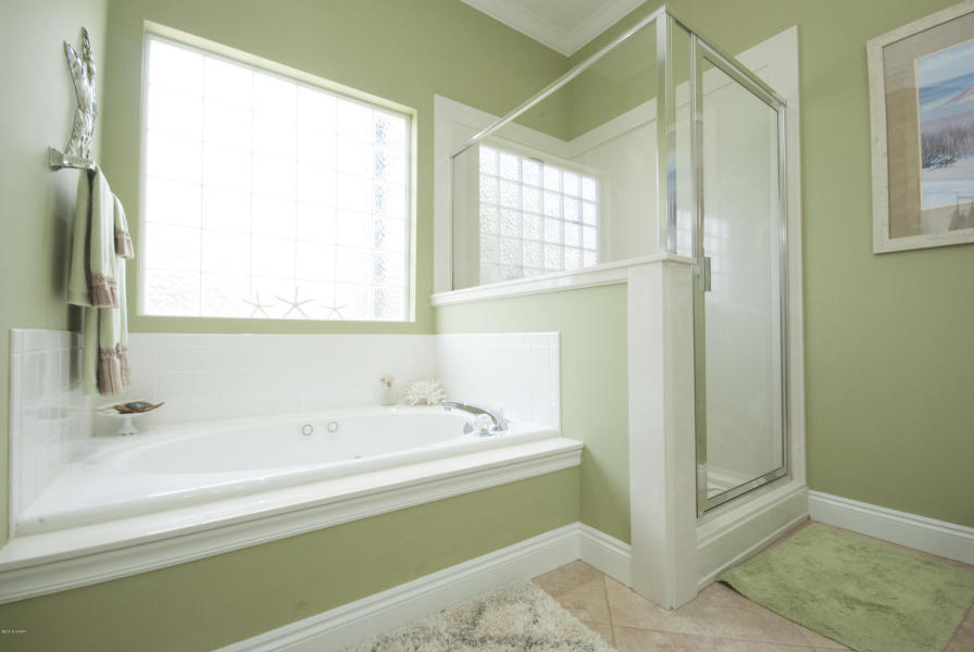 SUMMER BREEZE PH 2 - Residential