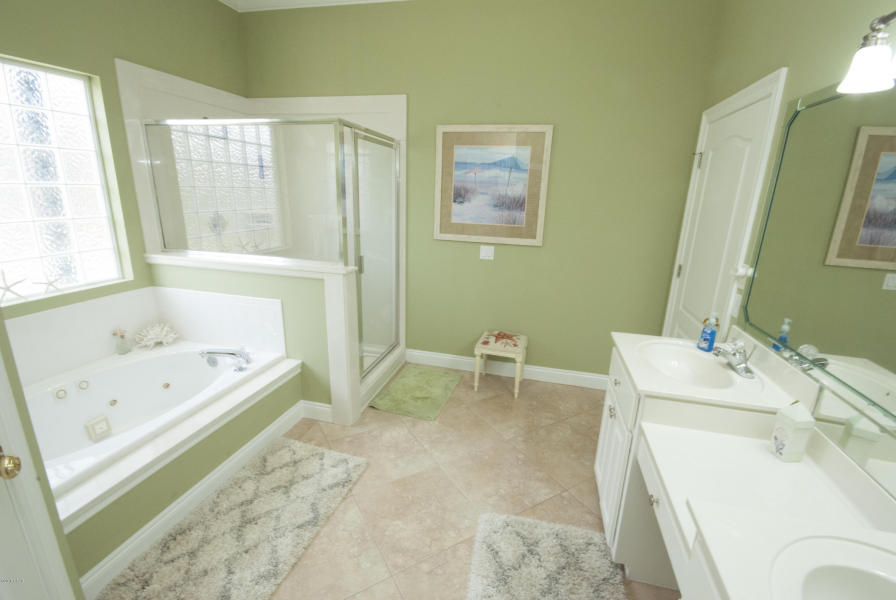 SUMMER BREEZE PH 2 - Residential