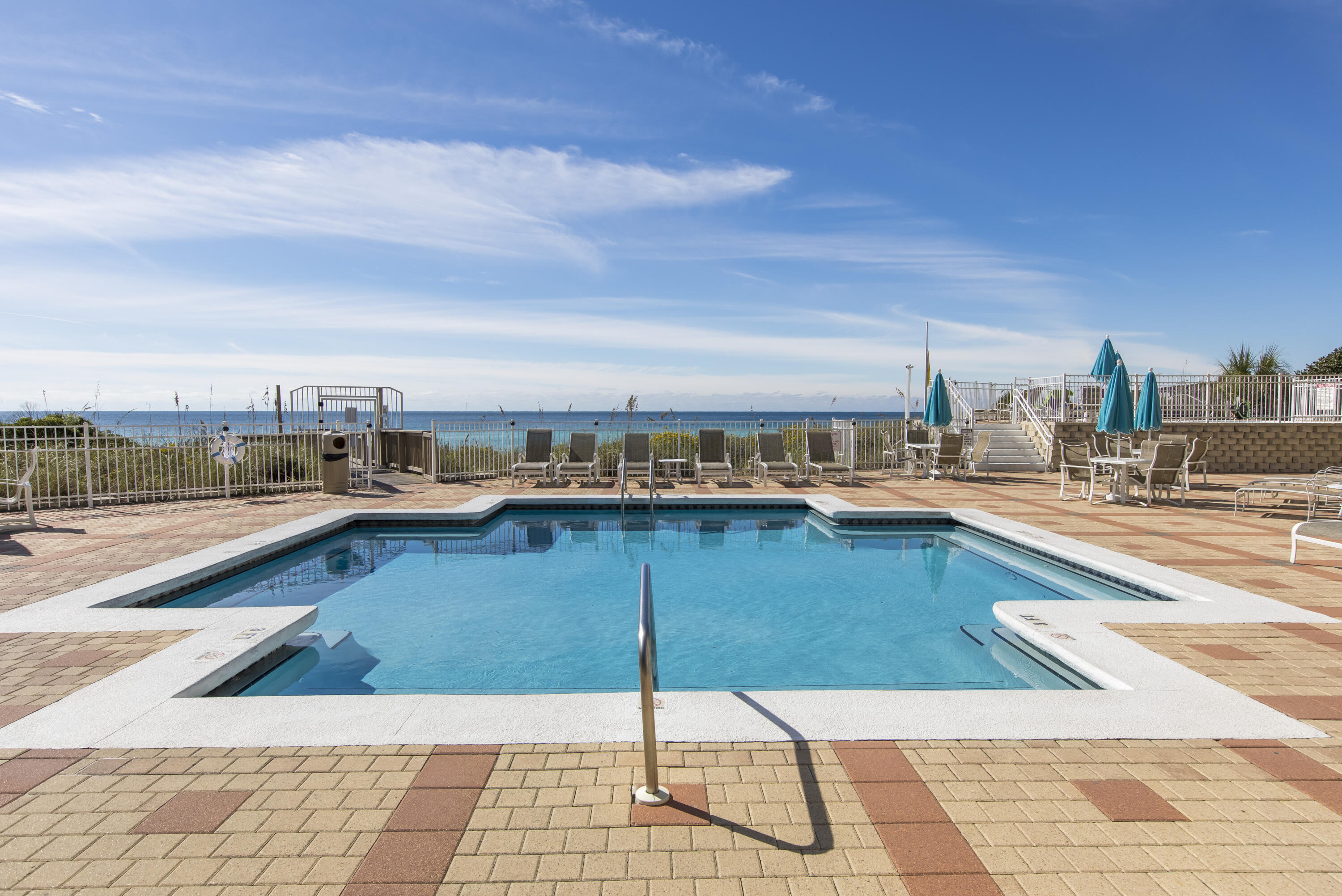 INN AT BLUE MOUNTAIN BEACH - Residential