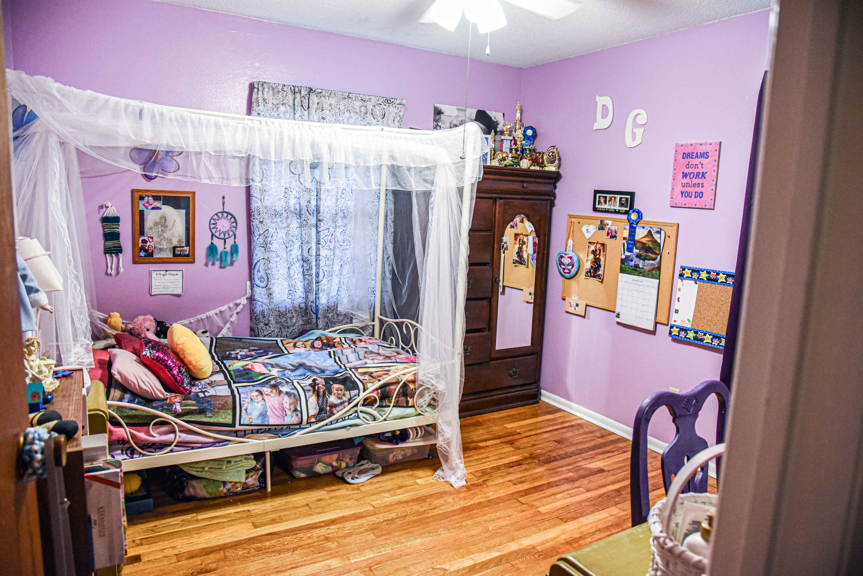 BAYOU WOODS - Residential