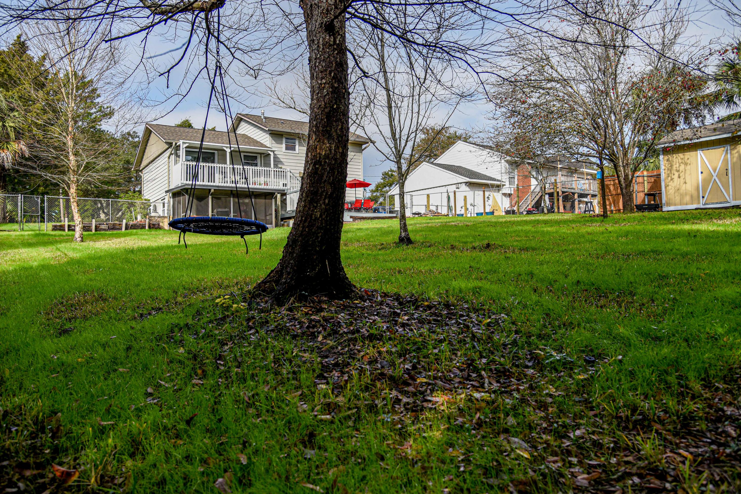 BAYOU WOODS - Residential