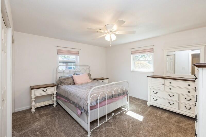 BAYOU WOODS - Residential