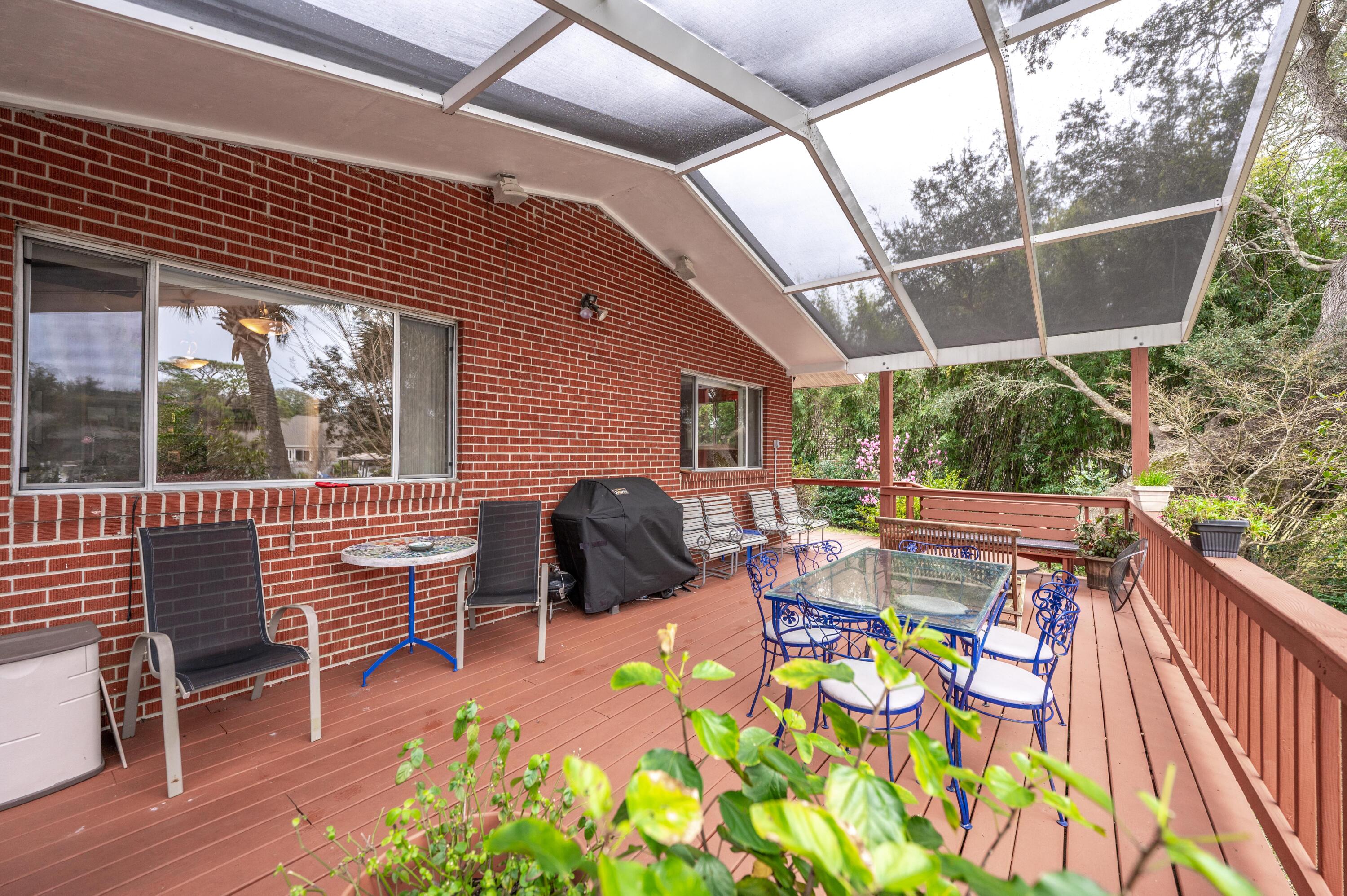 CINCO BAYOU - Residential
