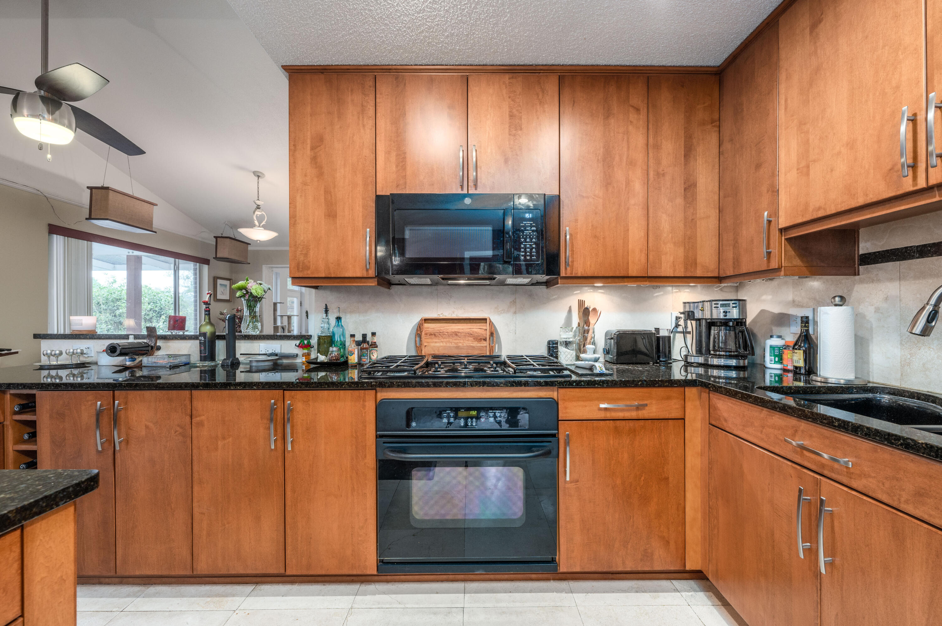 CINCO BAYOU - Residential