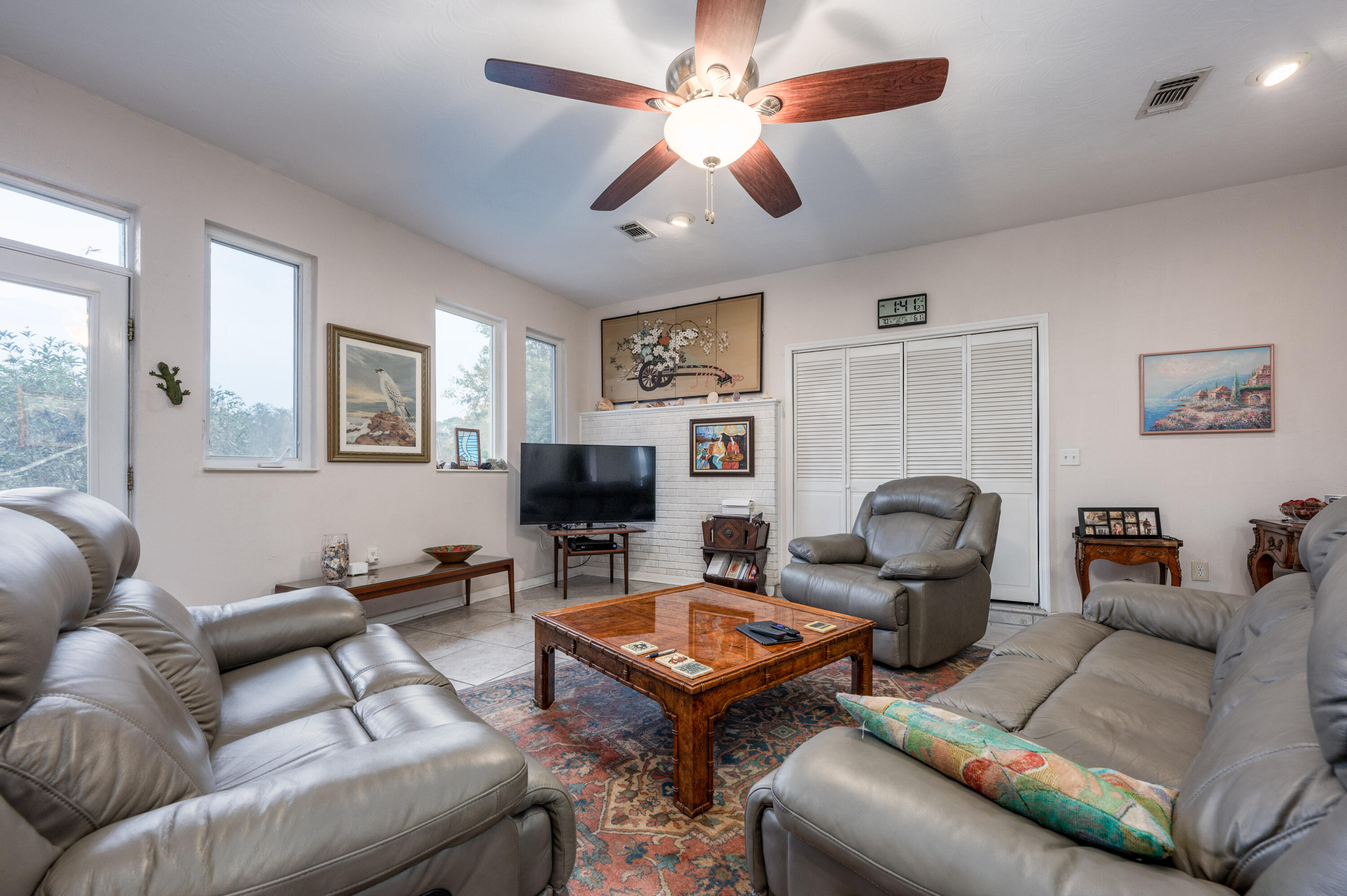 CINCO BAYOU - Residential