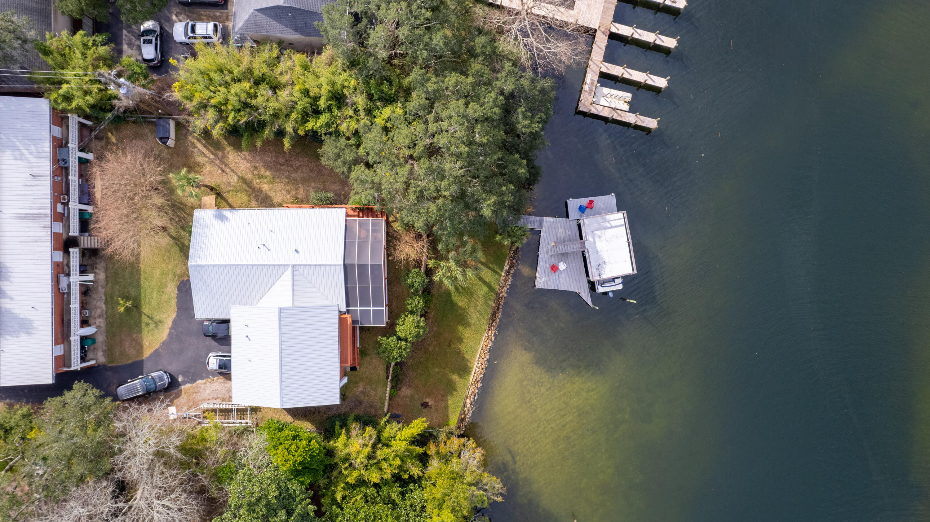 CINCO BAYOU - Residential