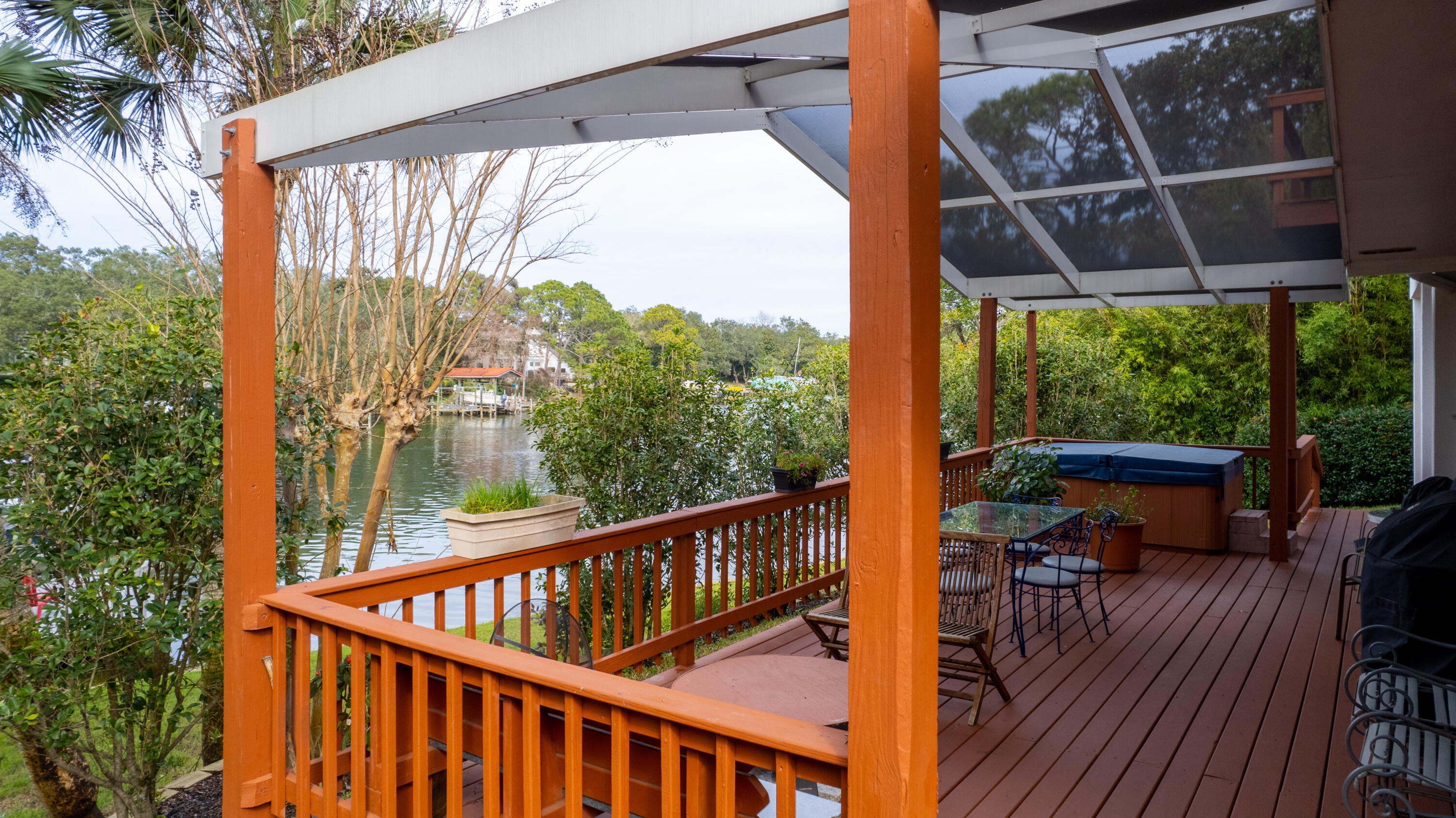 CINCO BAYOU - Residential