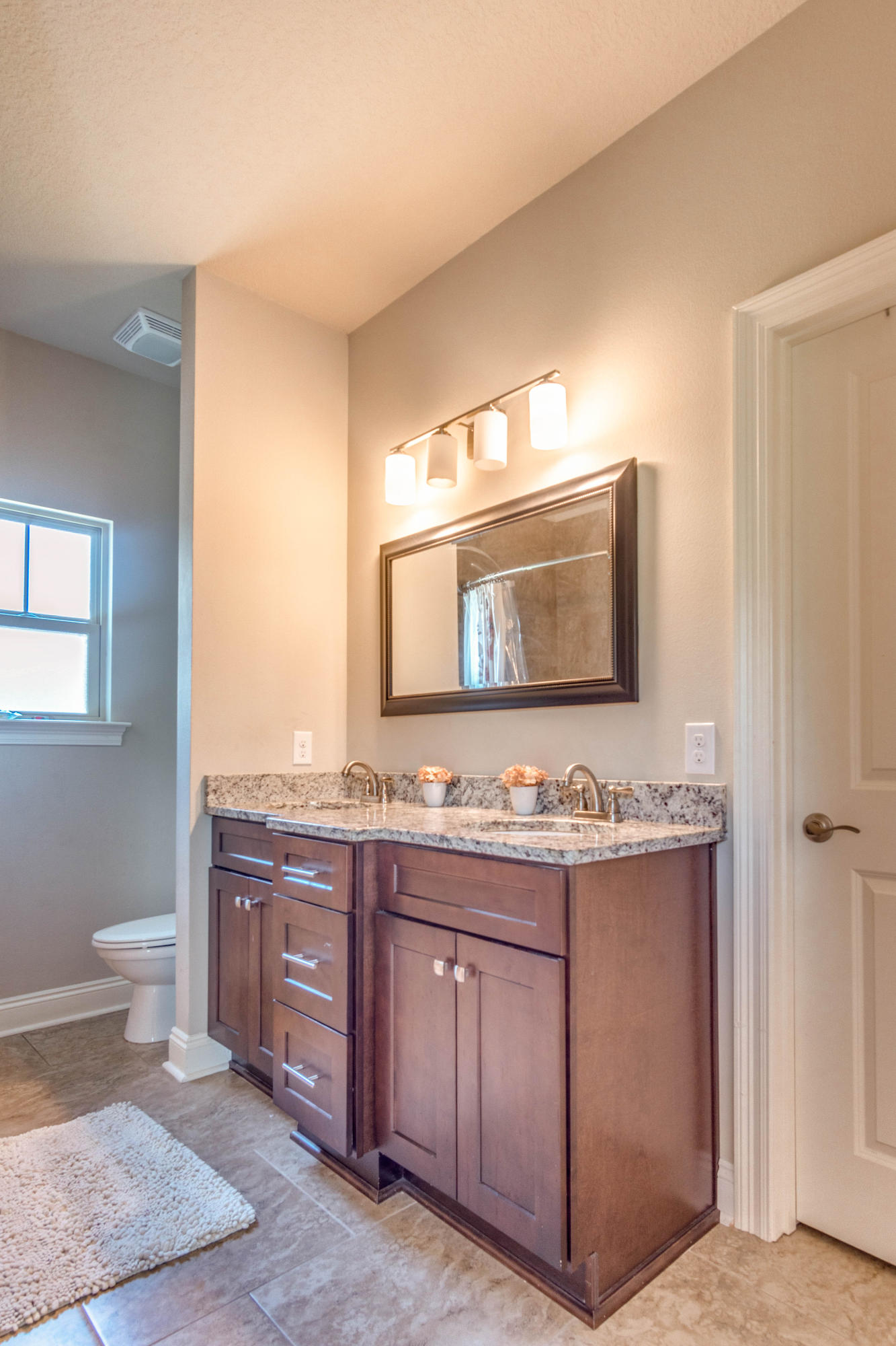 CRESCENT SHORES - Residential