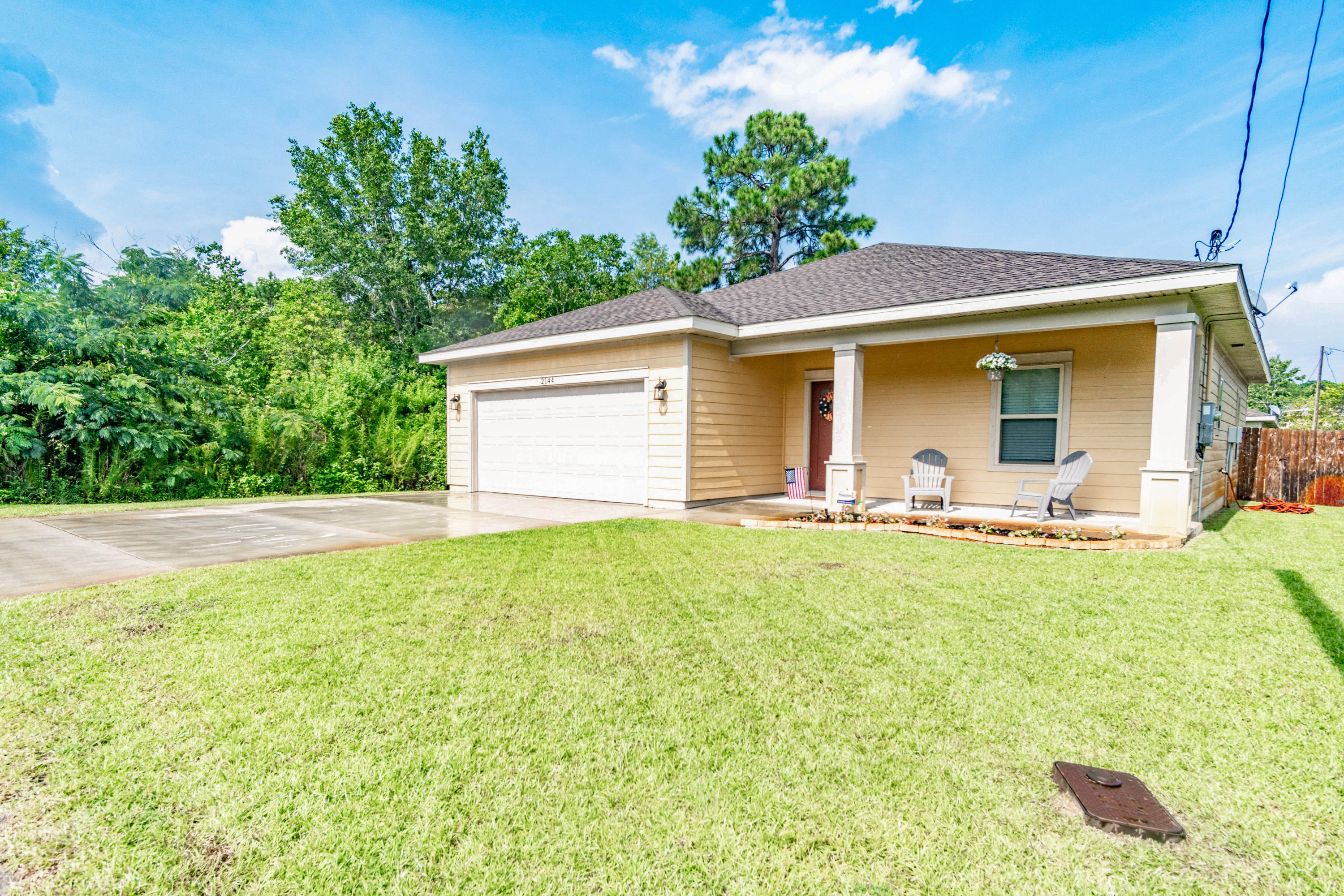 CRESCENT SHORES - Residential