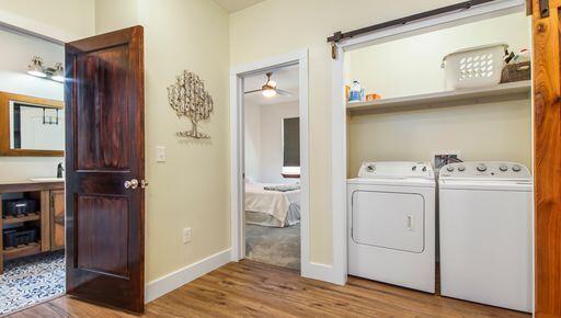 IMPERIAL LAKES - Residential