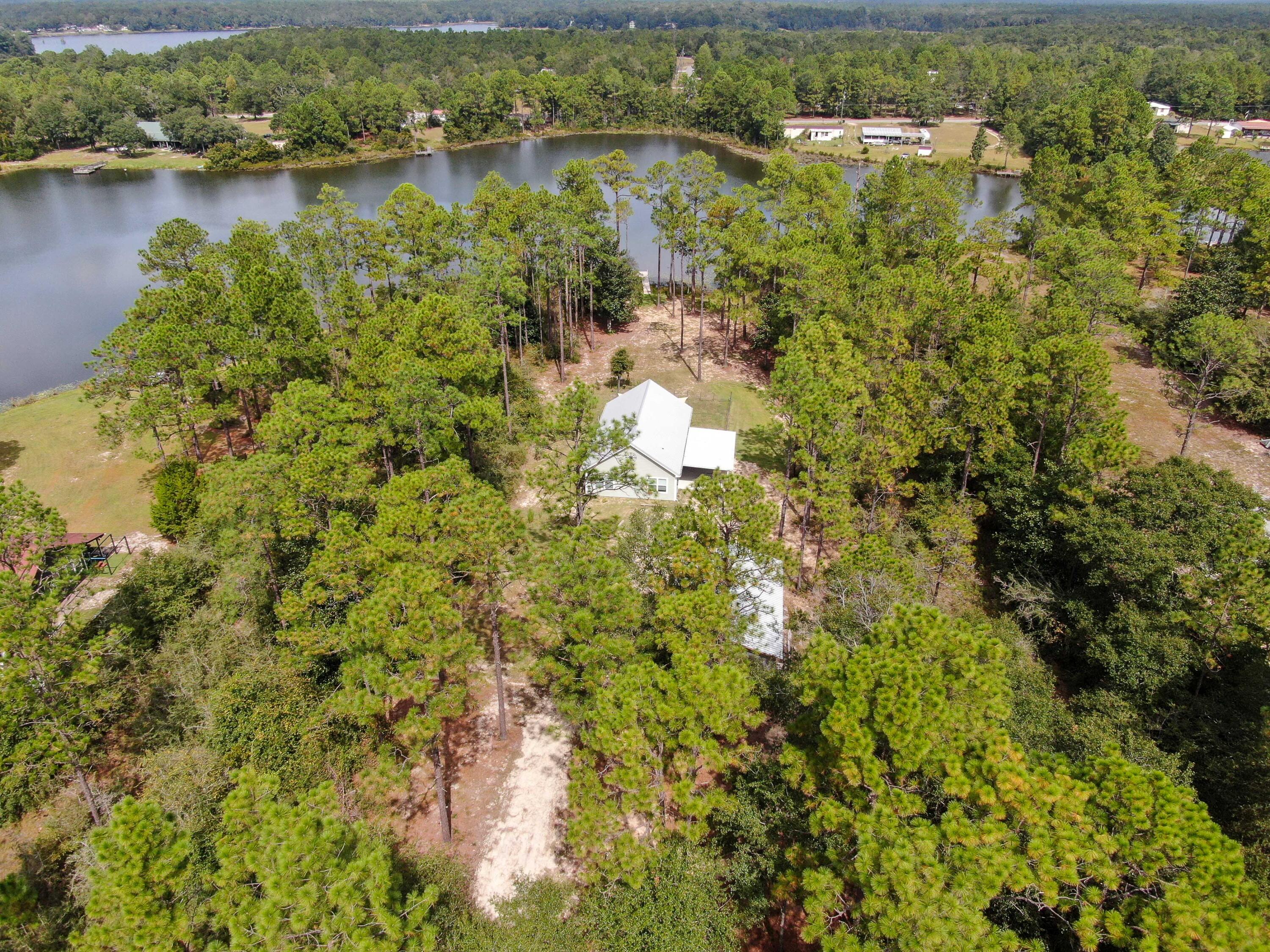 IMPERIAL LAKES - Residential