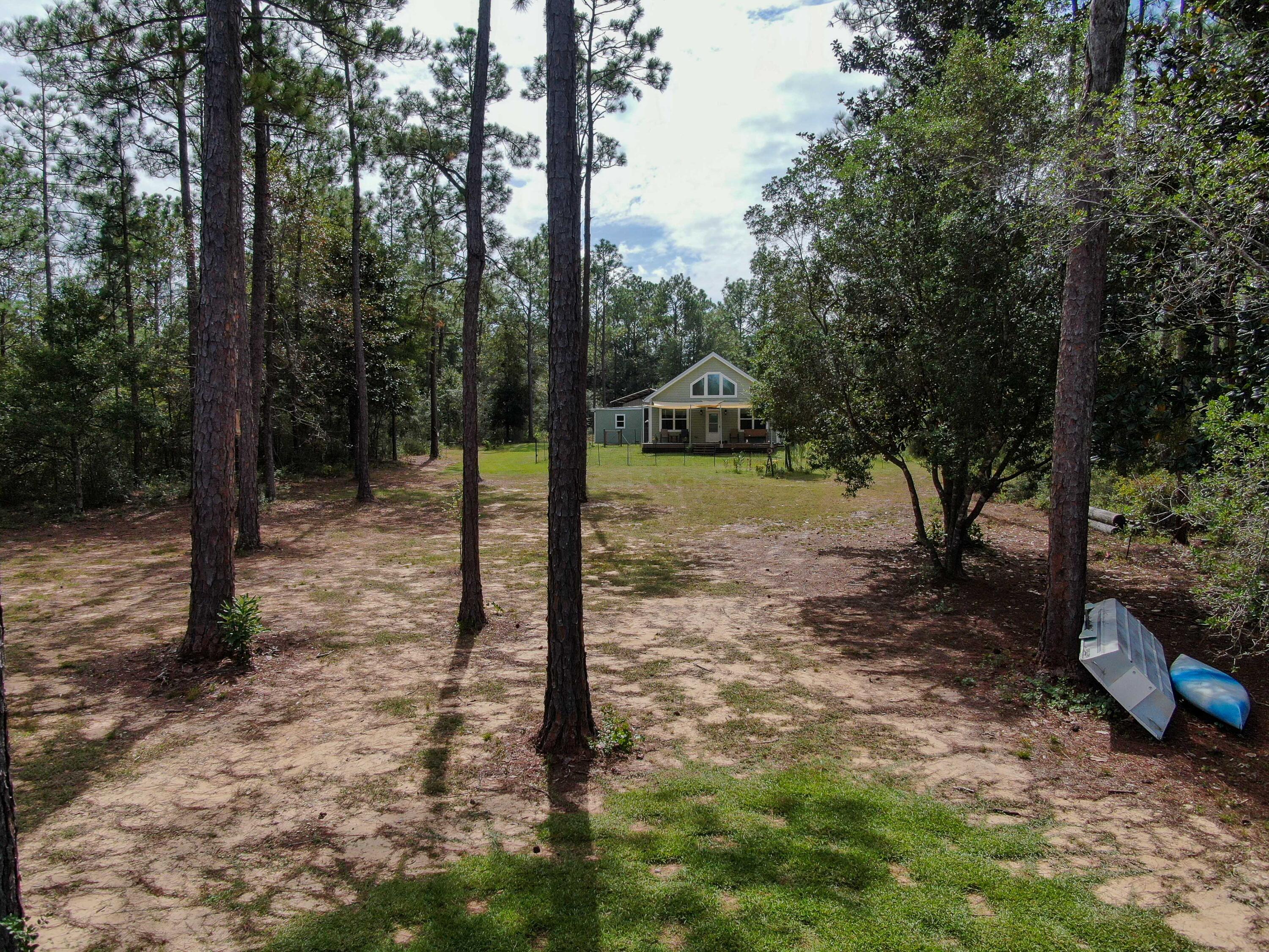 IMPERIAL LAKES - Residential