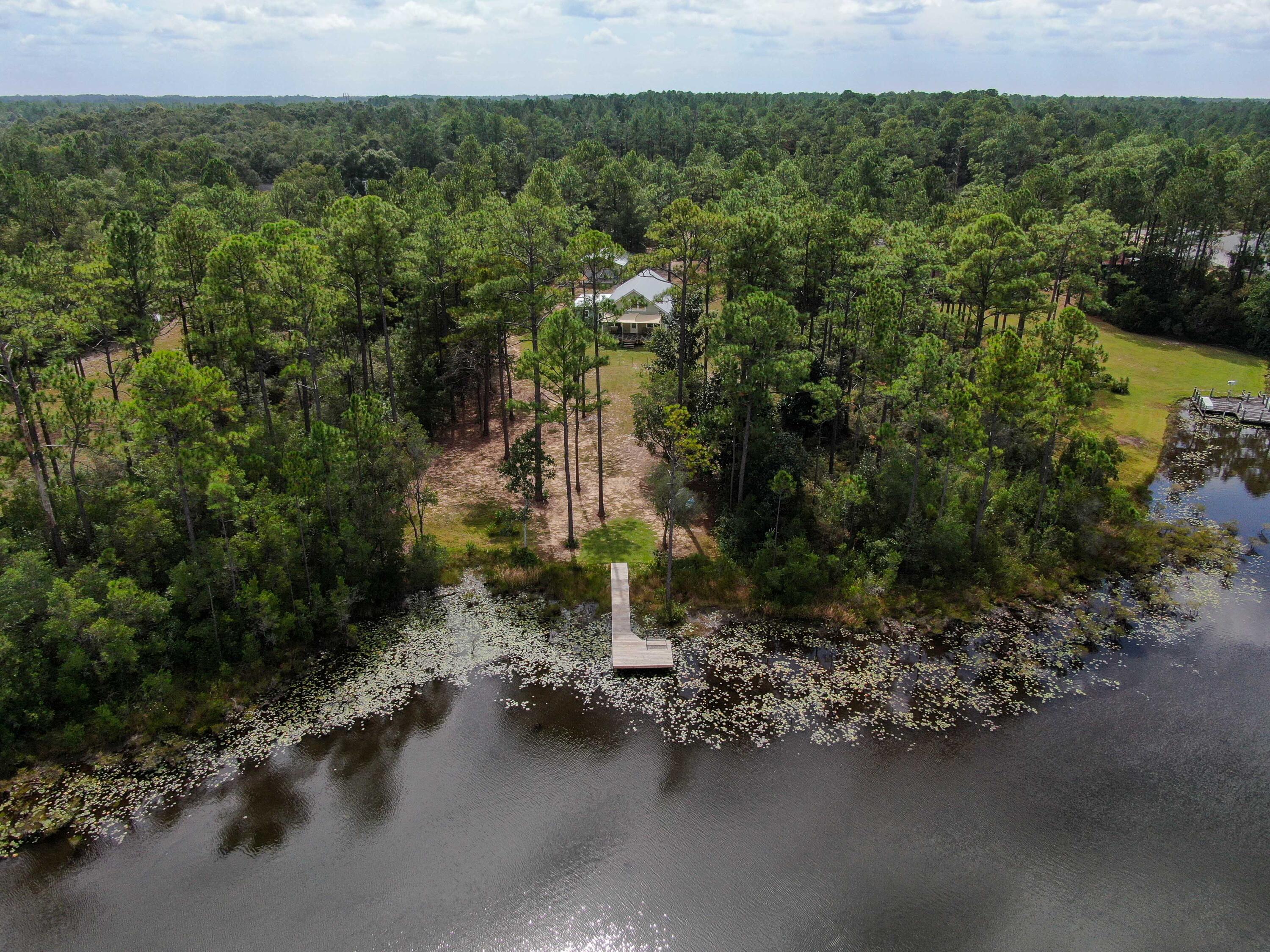 IMPERIAL LAKES - Residential