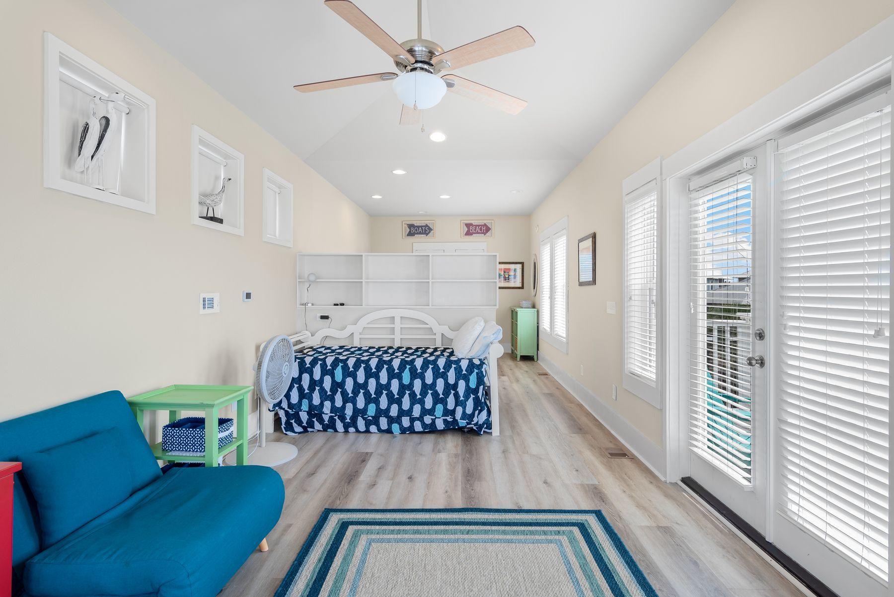 SEACREST BEACH - Residential