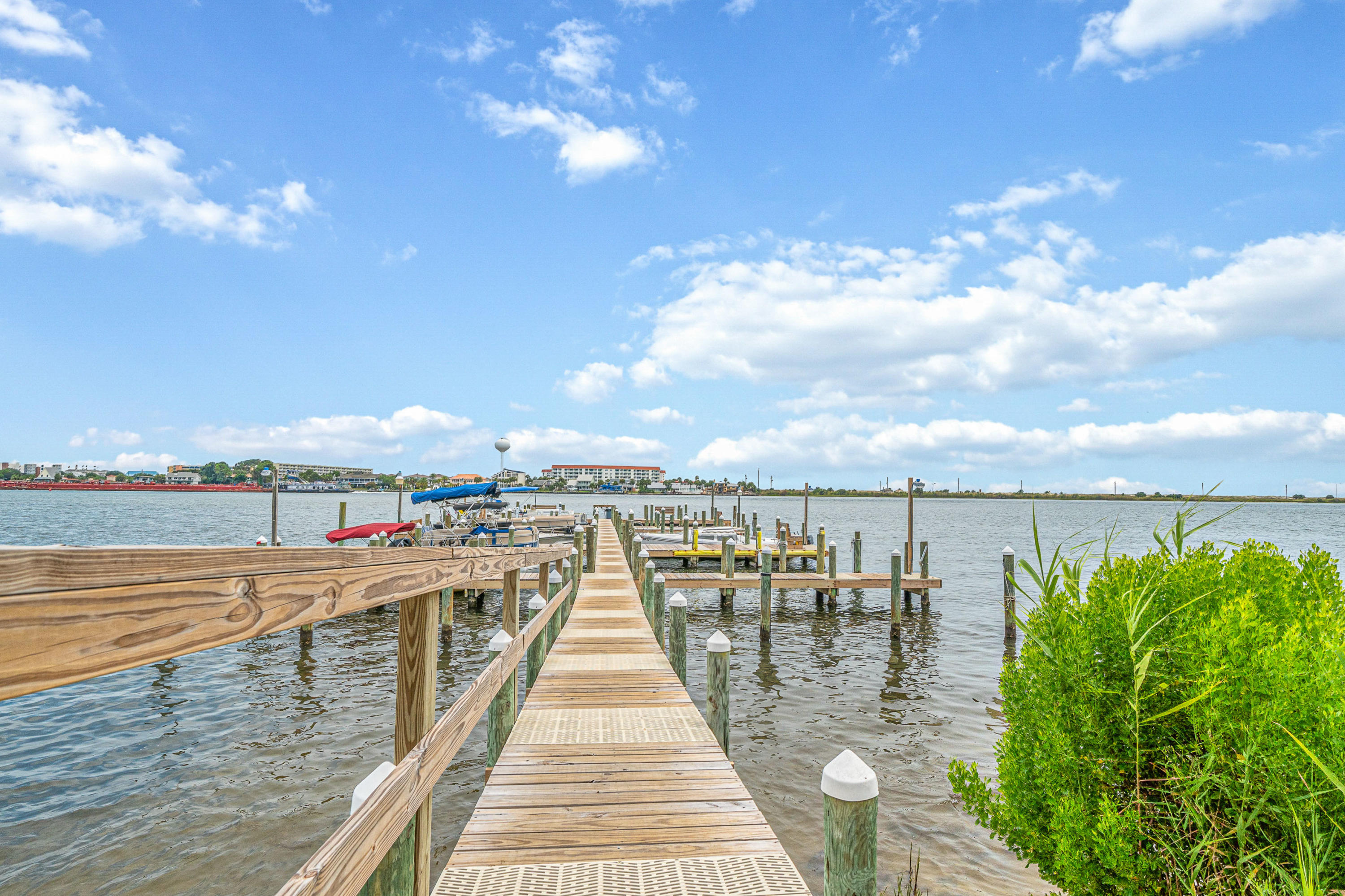 FOUNTAINHEAD CONDO - Residential