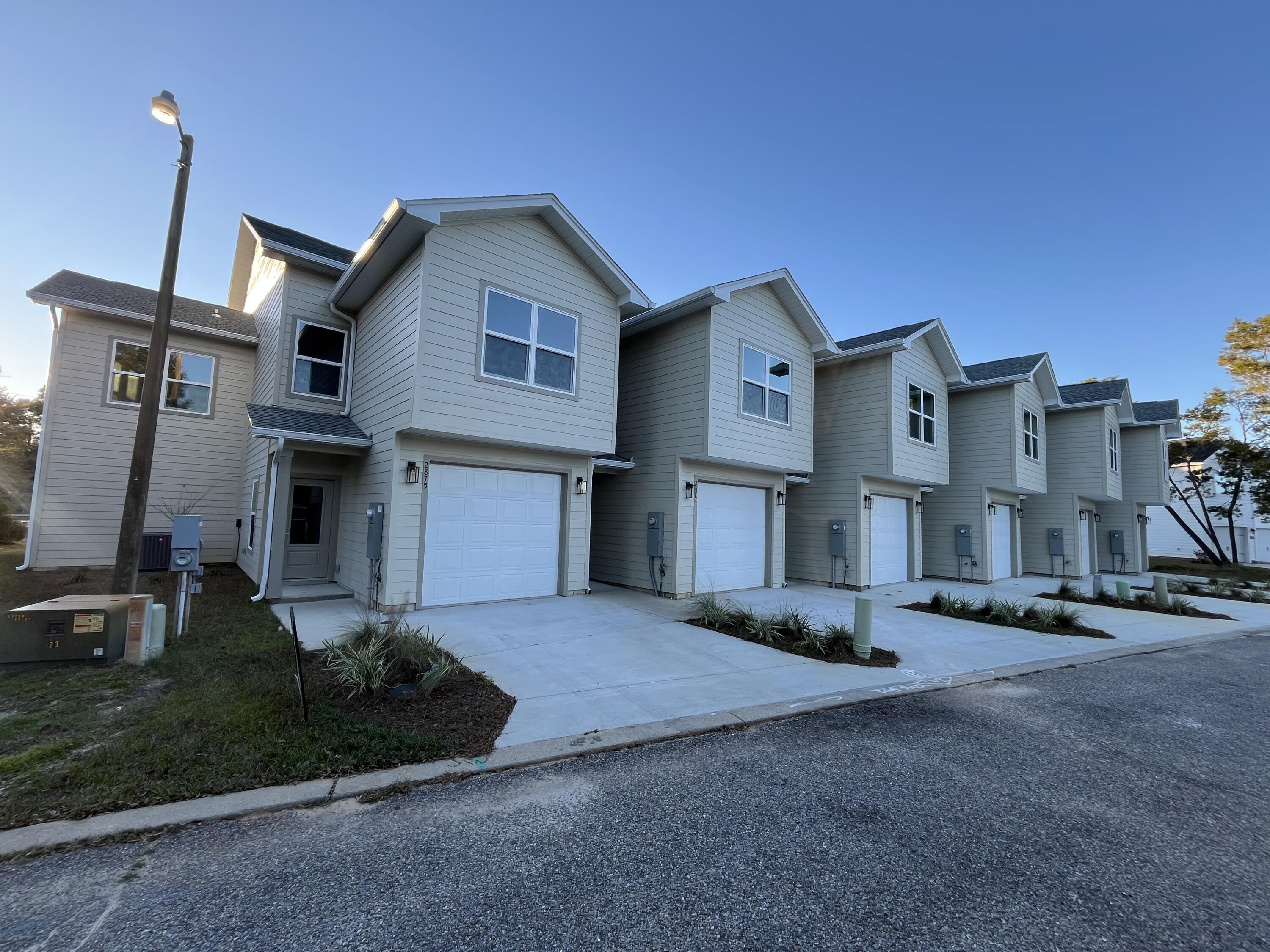 HIDDEN BAY VILLAGE - Residential Lease