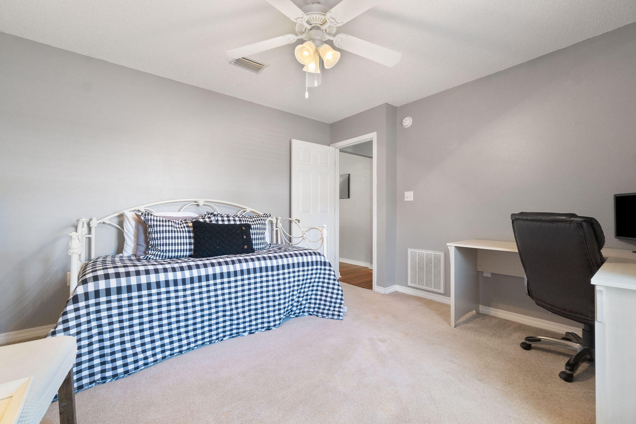 HIDDEN CREEK AT HOLLEY BY THE SEA - Residential