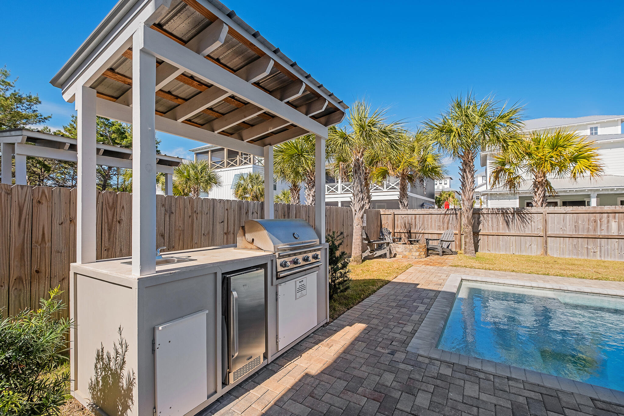 FRANGISTA BEACH 1ST ADDN - Residential