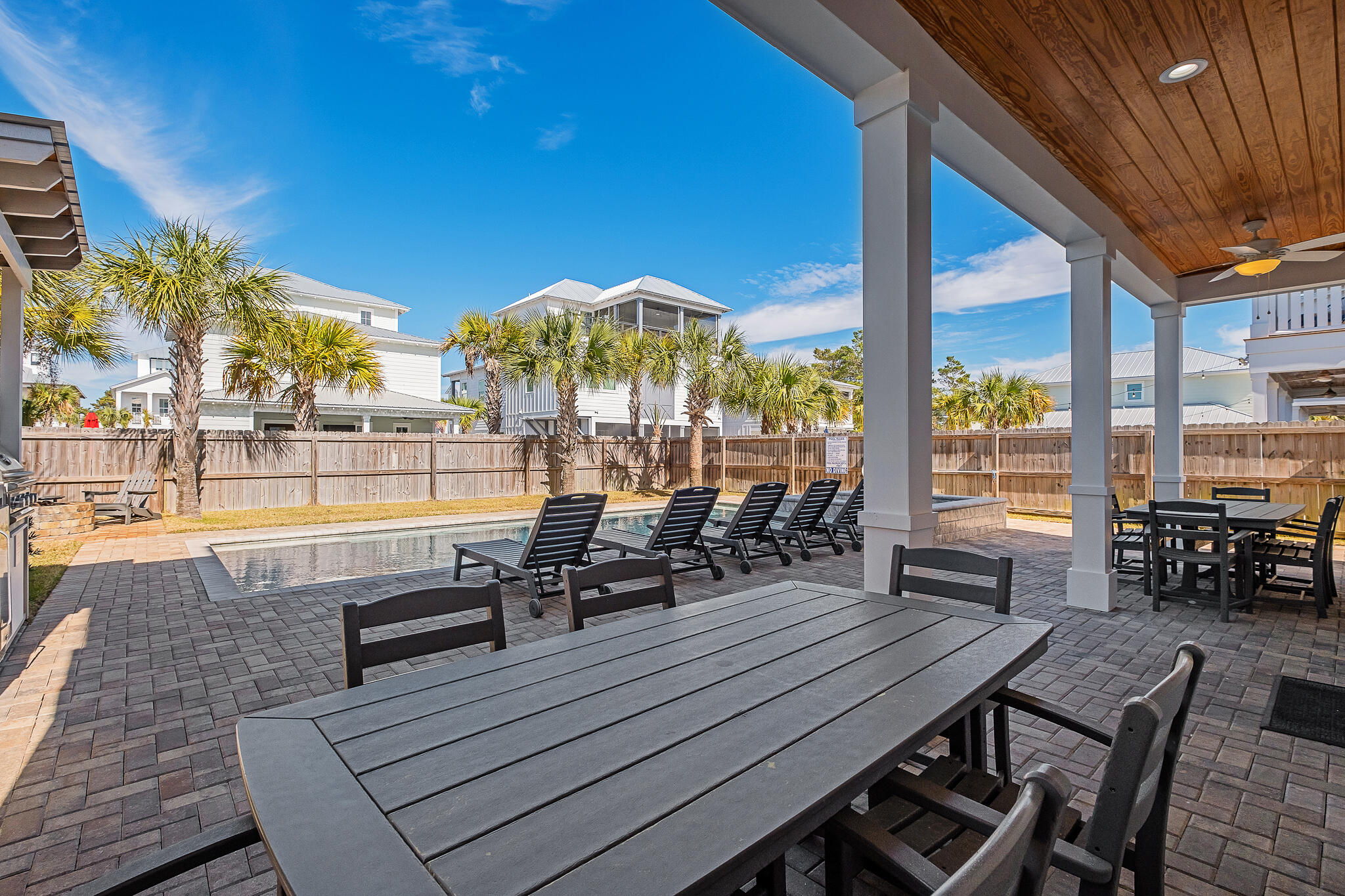 FRANGISTA BEACH 1ST ADDN - Residential