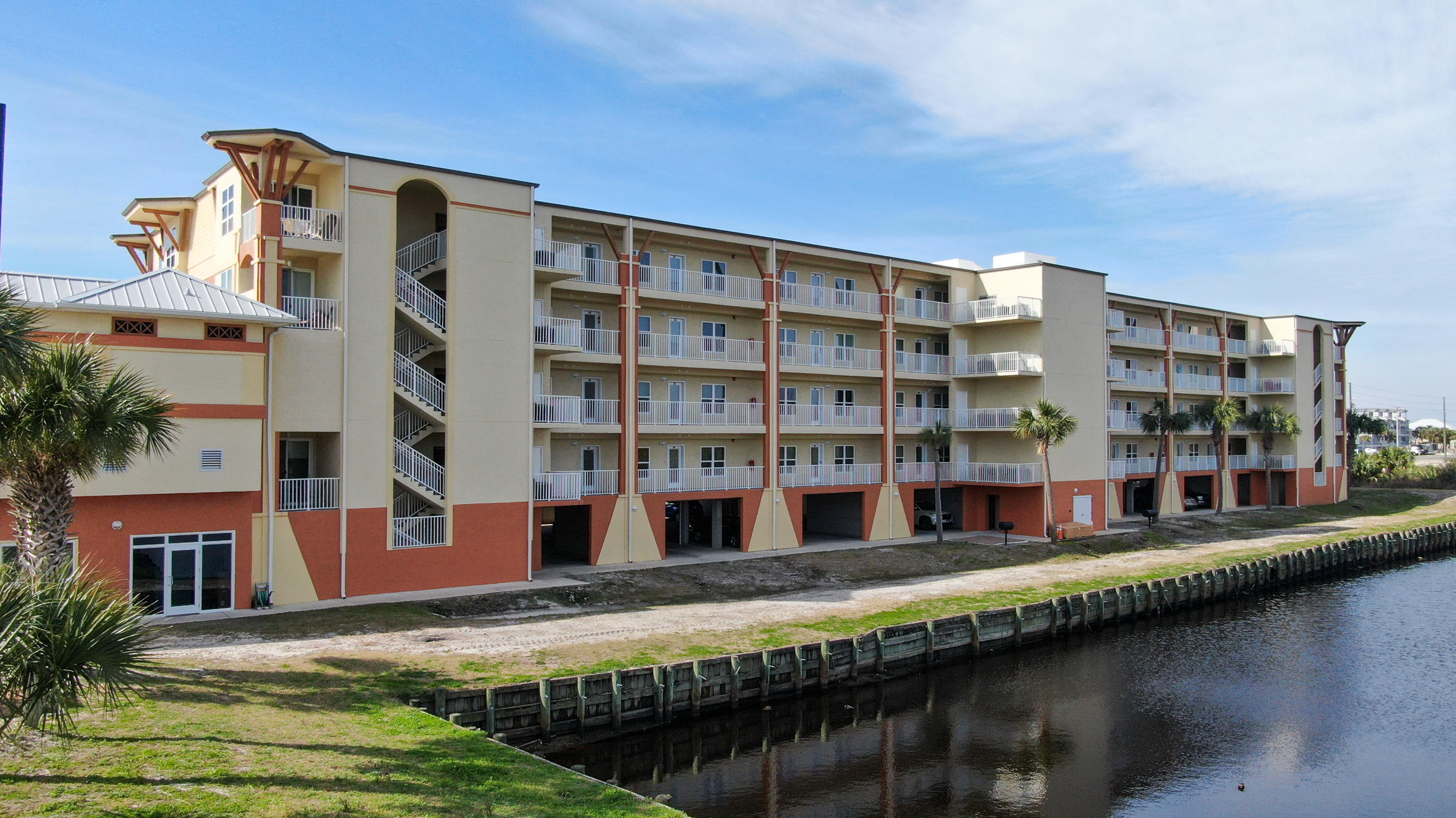 Summerhouse - Residential