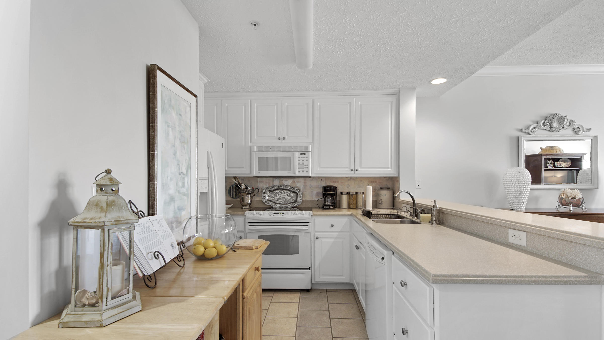 Summerhouse - Residential