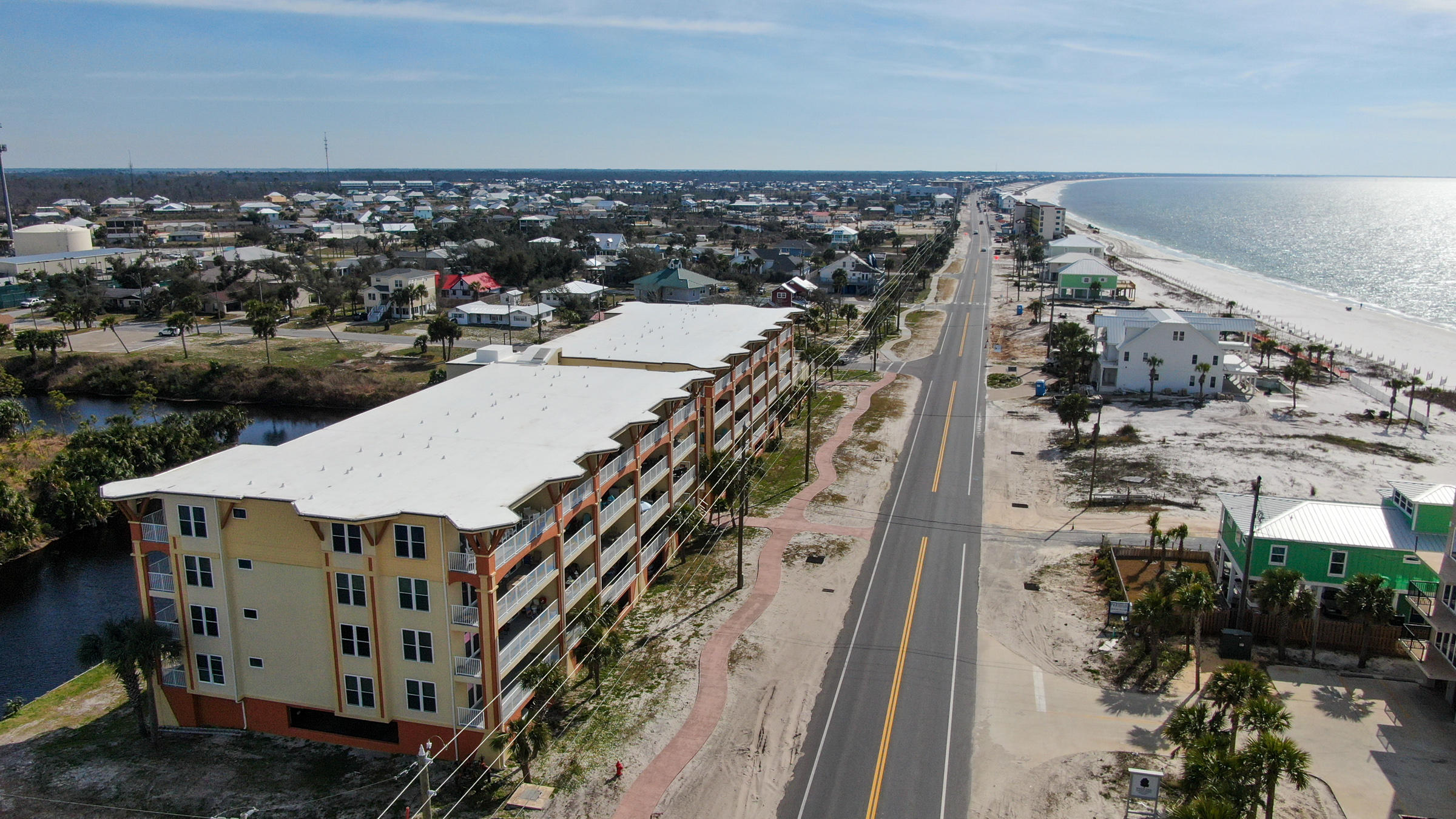 Summerhouse - Residential