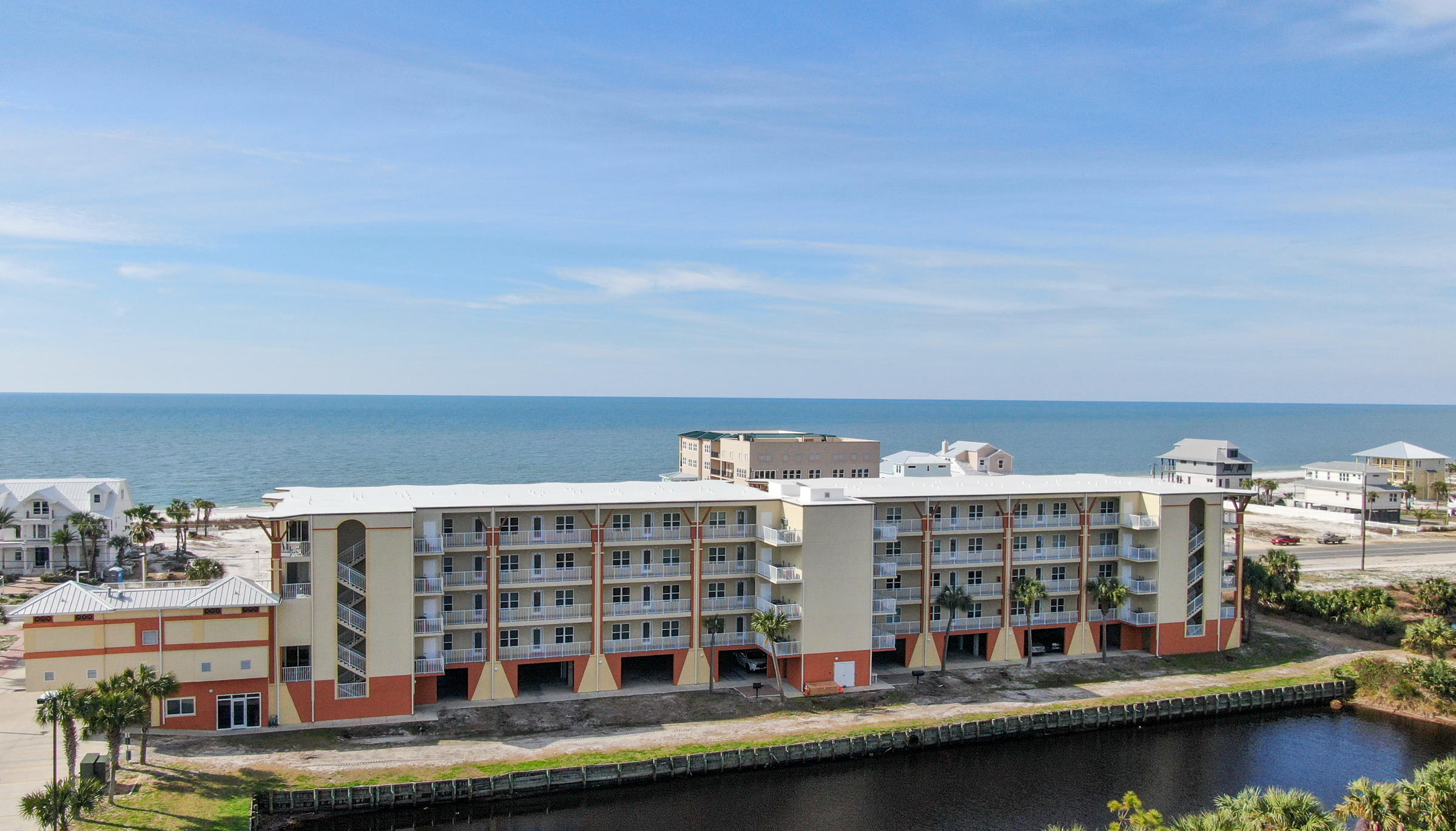 Summerhouse - Residential