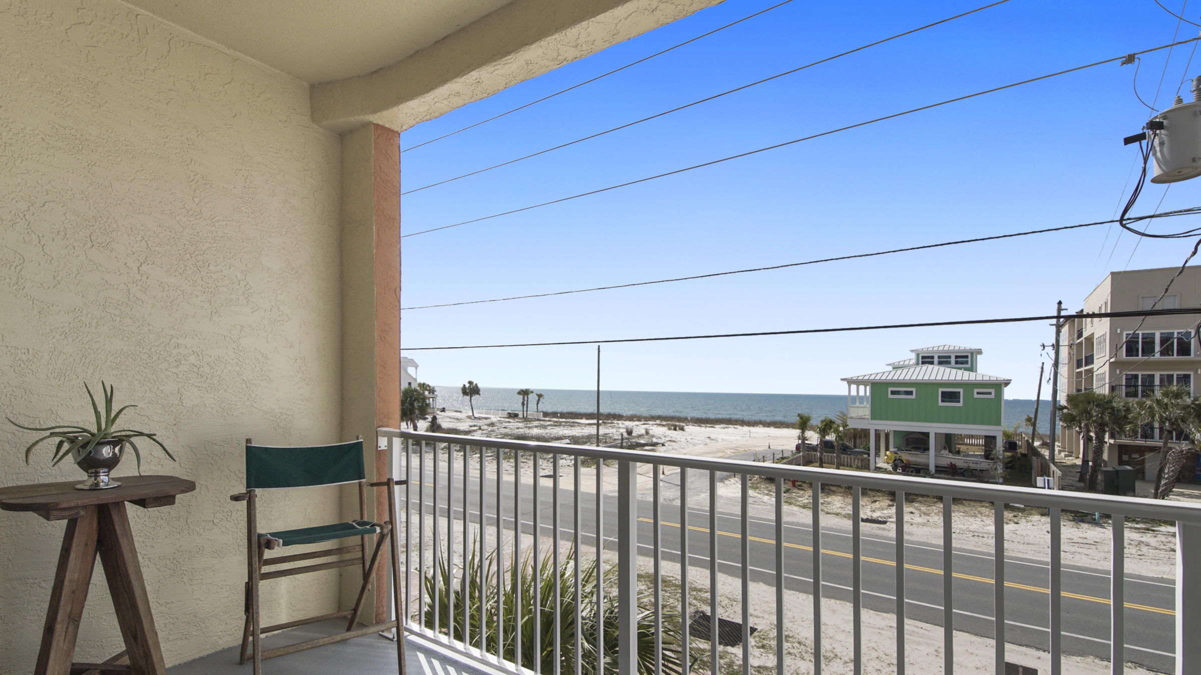 Summerhouse - Residential