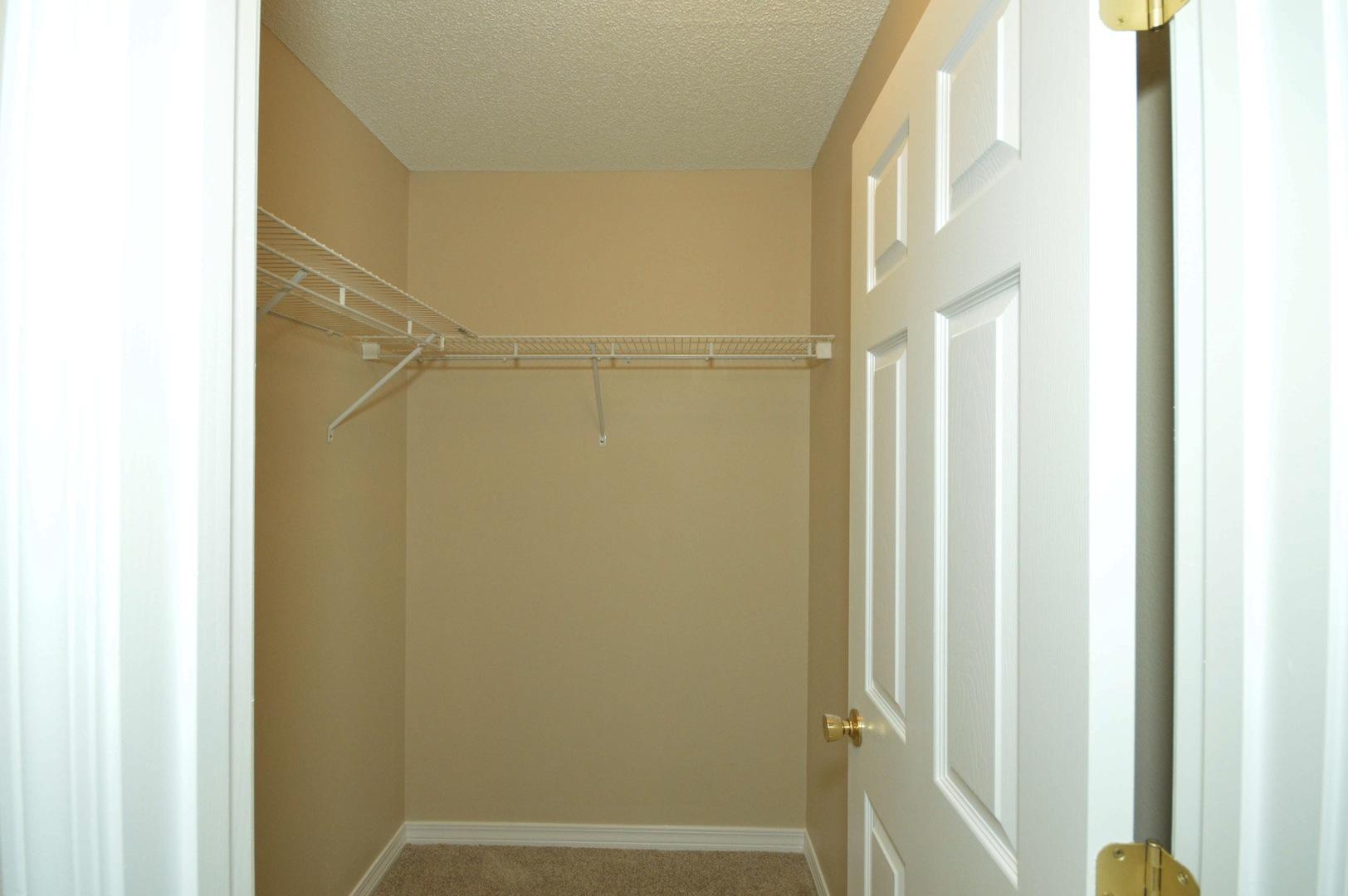 Ashton Woods - Residential