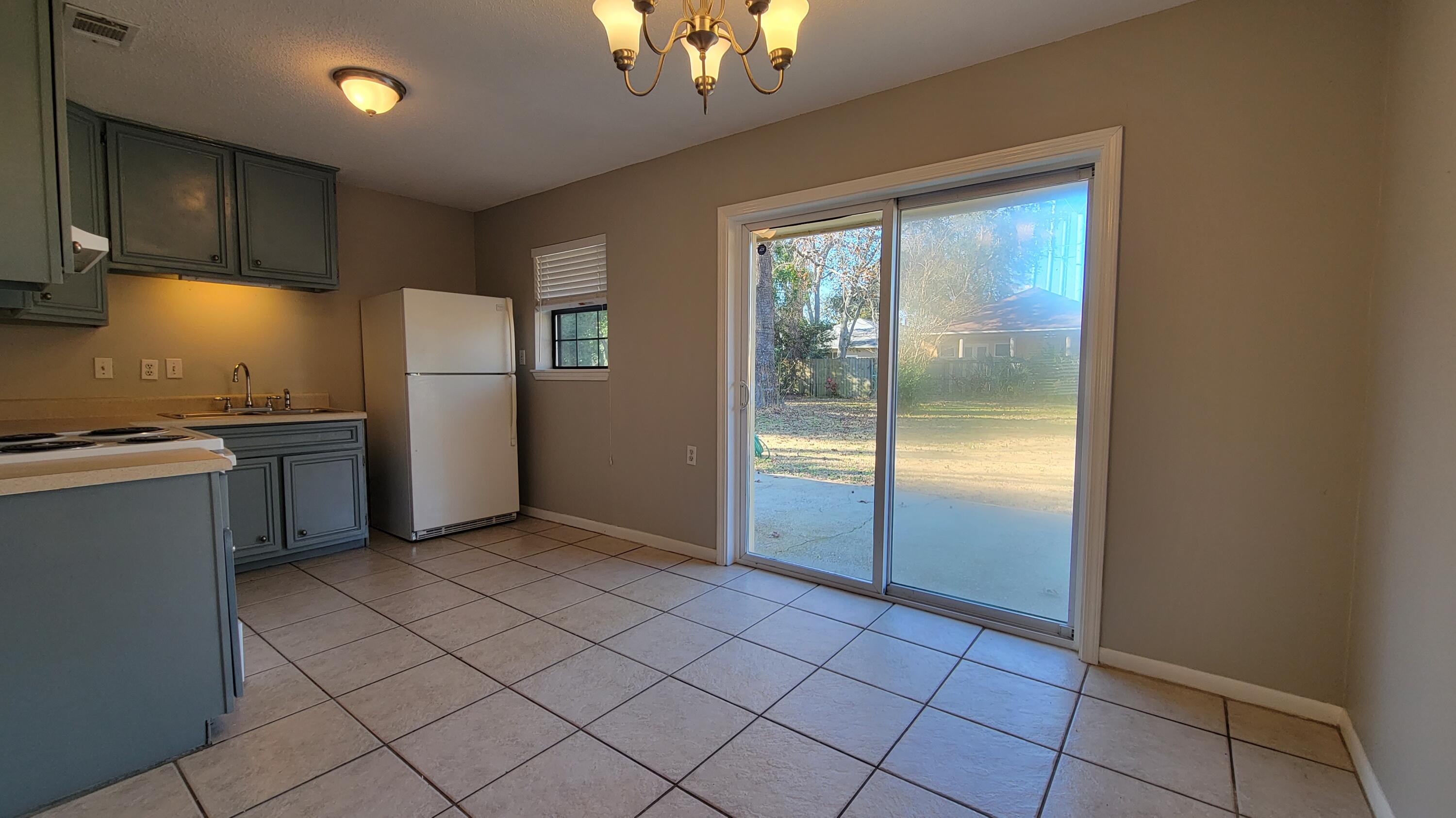 SPRINGLAKE - Residential Lease