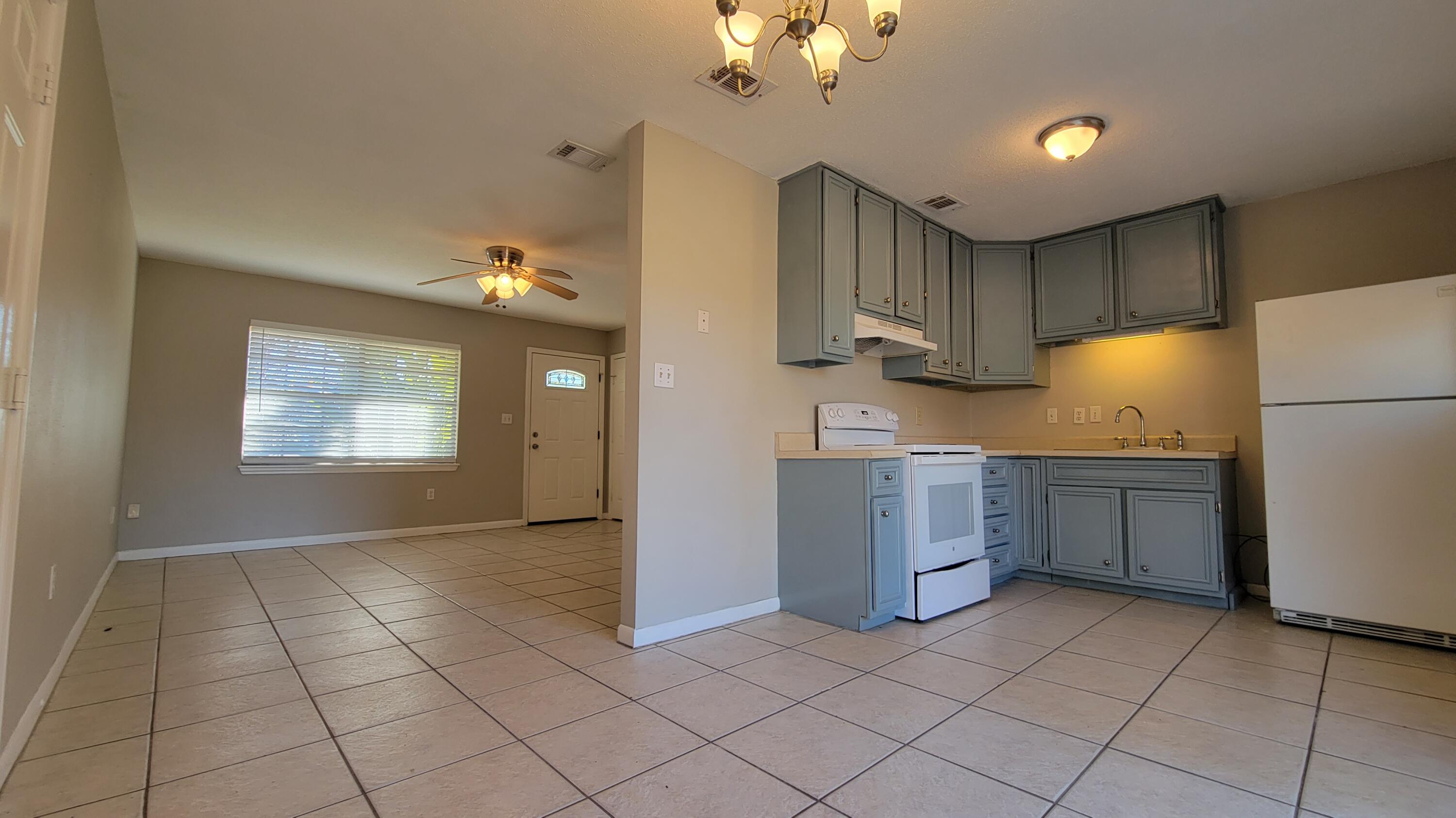 SPRINGLAKE - Residential Lease