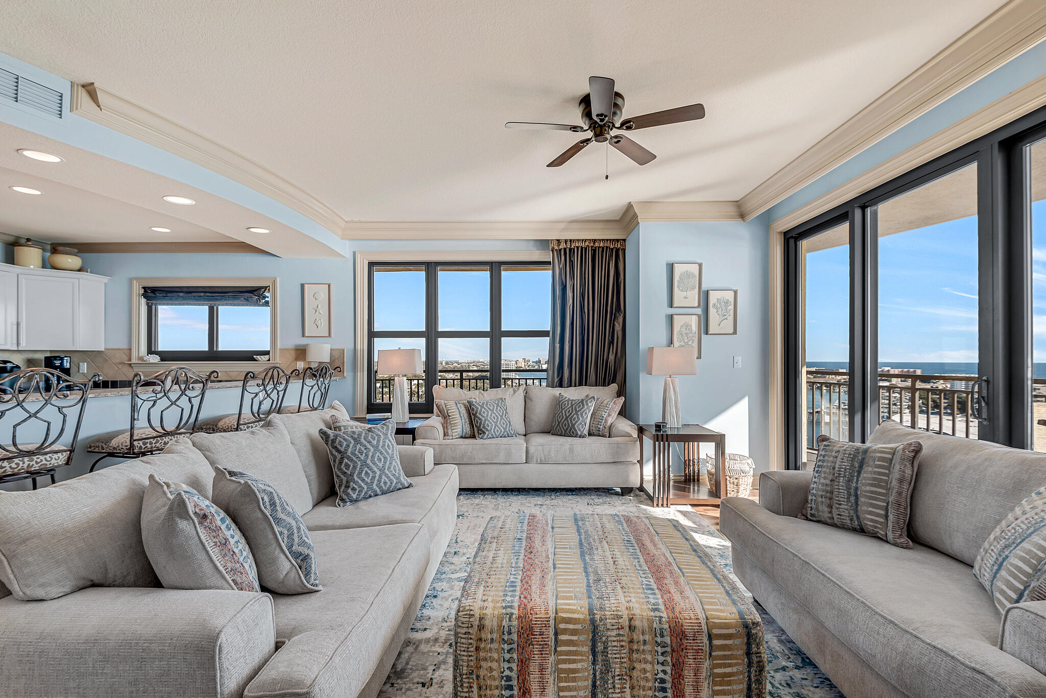 EMERALD GRANDE - Residential