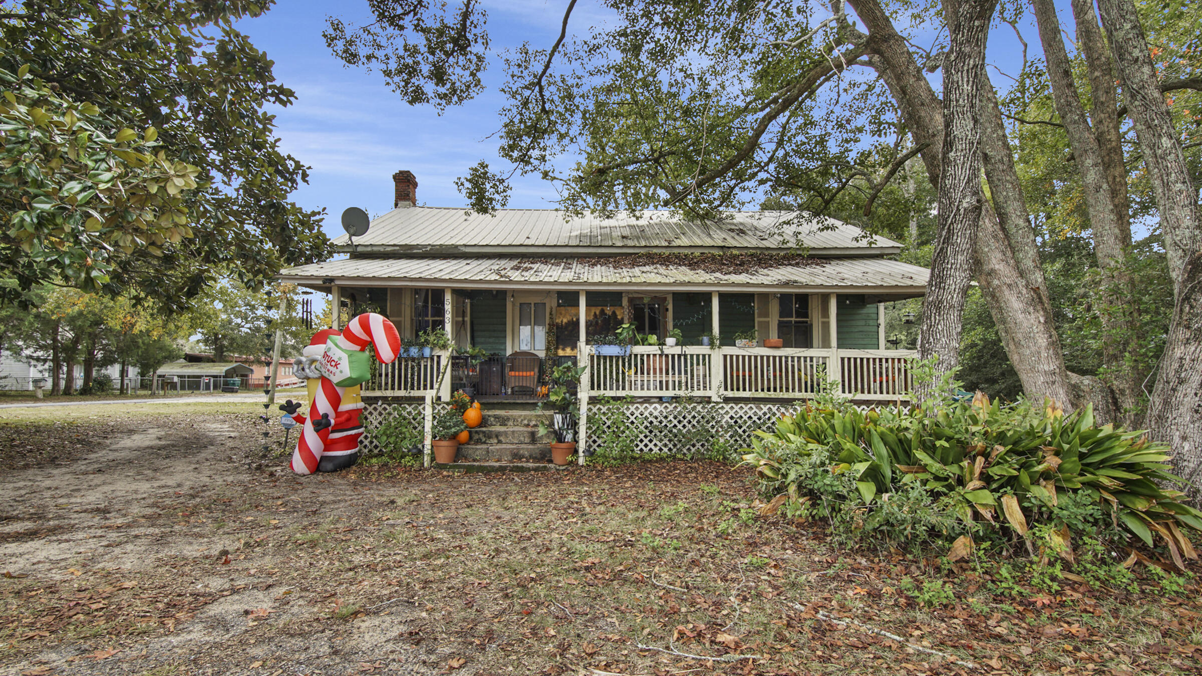 TOWN OF DEFUNIAK SPRINGS - Residential